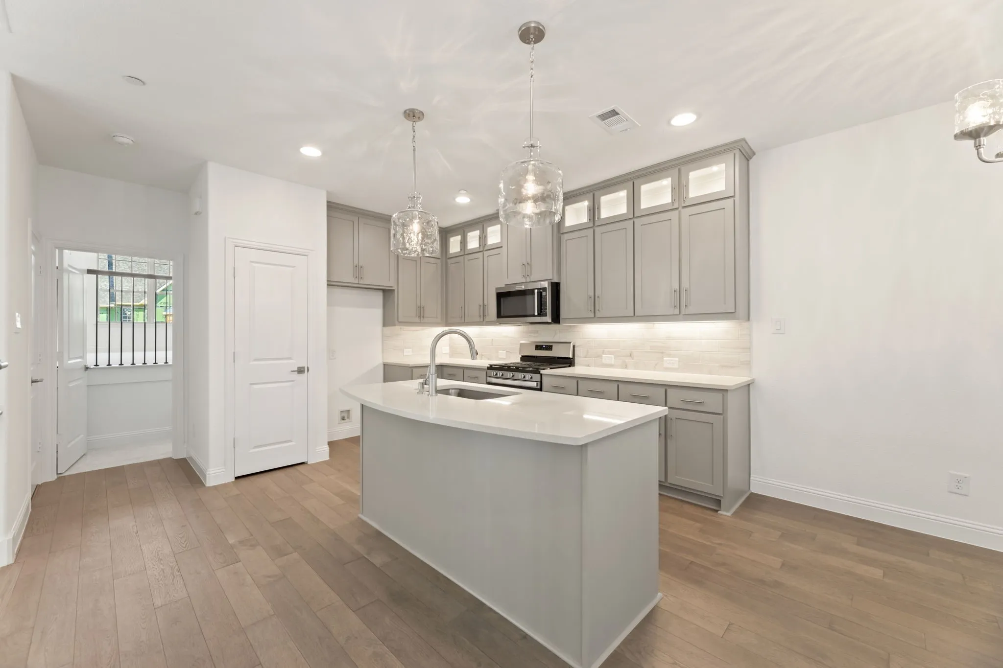 Townhouse For Sale in Denton County , 111 Kensington Drive, Lewisville, Texas 75067, 3 Bedrooms, 3 Bathrooms, 2 Garage spaces, 2,002 Sqft, built in 2025, Price $419,900, mls#21270808, Real Estate Agent in Lewisville, Homes For Sale in Denton county, Homes For Sale in Lewisville, Realtor in Lewisville Texas, Real Estate Brokerage Independent Realty Texas, Luminita Cordes Realtor