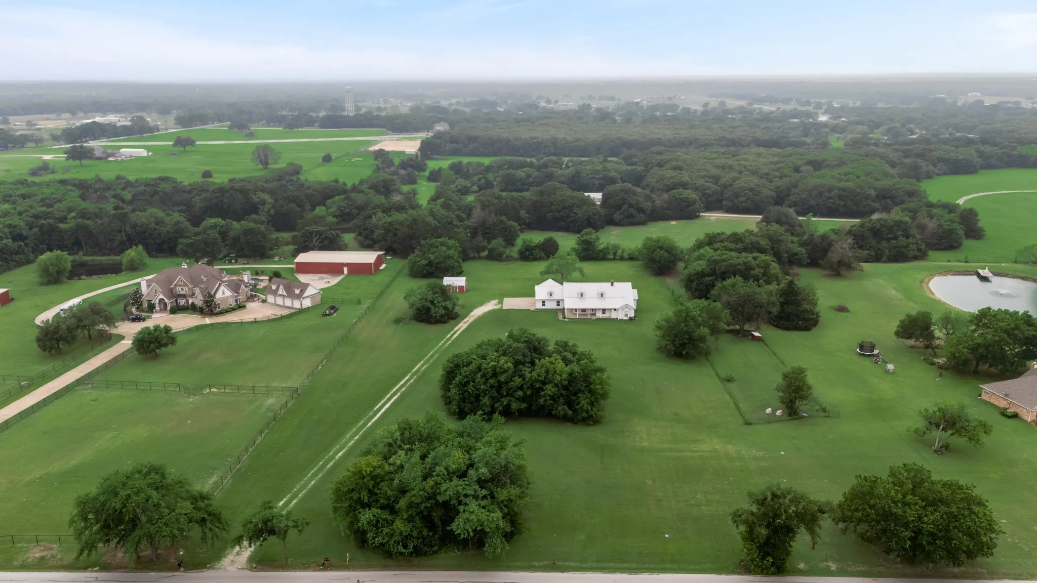 Single Family Residence For Sale in Kaufman County , 7644 County Rd 302 Road, Terrell, Texas 75160, 4 Bedroom, 3 Bathroom, 3 Garage spaces, 2,254 Sqft, built in 1998, mls#21247790, Real Estate Agent in Terrell, Homes For Sale in Kaufman county, Homes For Sale in Terrell, Realtor in Terrell Texas, Real Estate Brokerage Independent Realty Texas, Luminita Cordes Realtor
