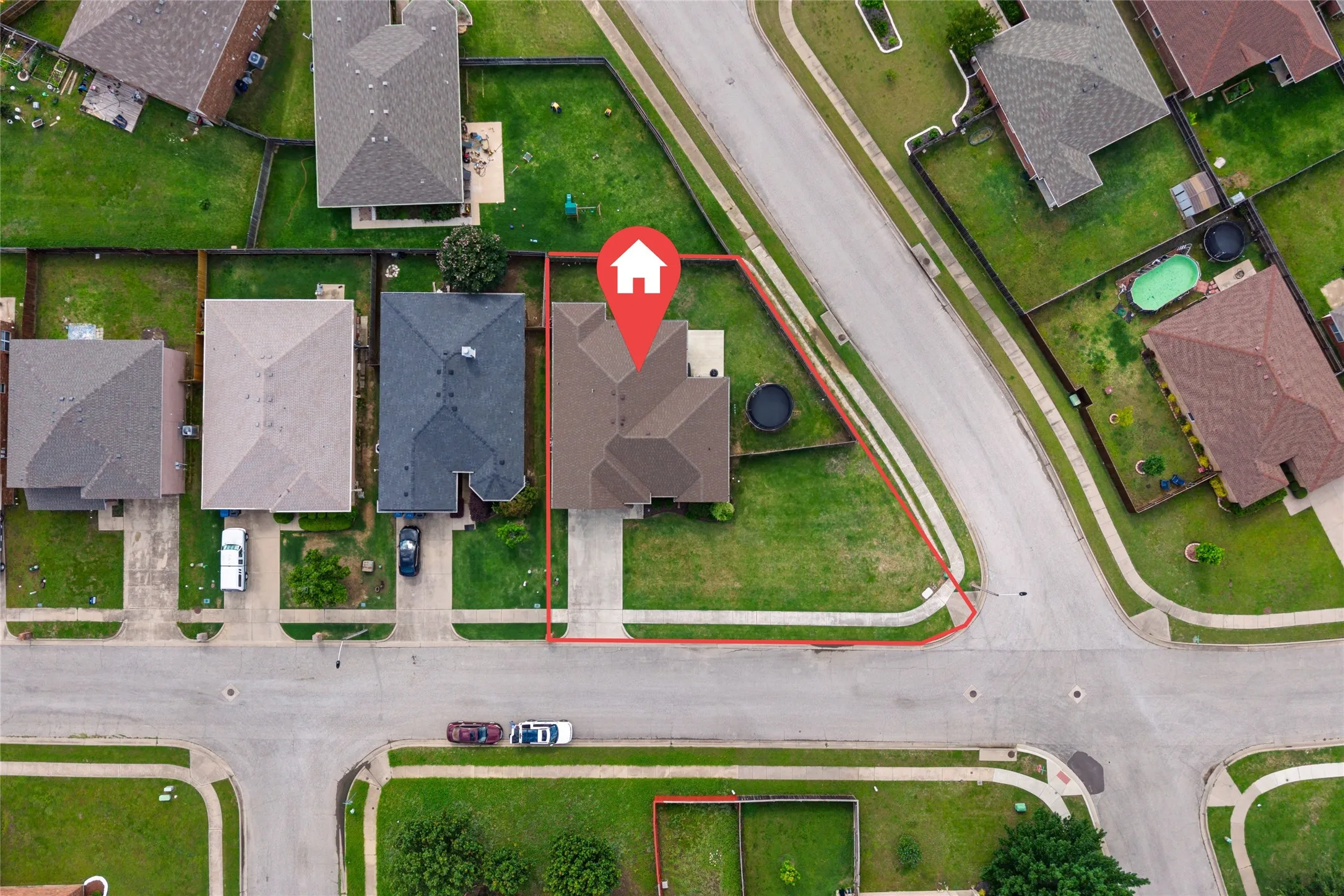 Single Family Residence For Sale in Hunt County , 6512 Ashland Drive, Greenville, Texas 75402, 4 Bedroom, 2 Bathroom, 2 Garage spaces, 1,811 Sqft, built in 2016, mls#21267347, Real Estate Agent in Greenville, Homes For Sale in Hunt county, Homes For Sale in Greenville, Realtor in Greenville Texas, Real Estate Brokerage Independent Realty Texas, Luminita Cordes Realtor