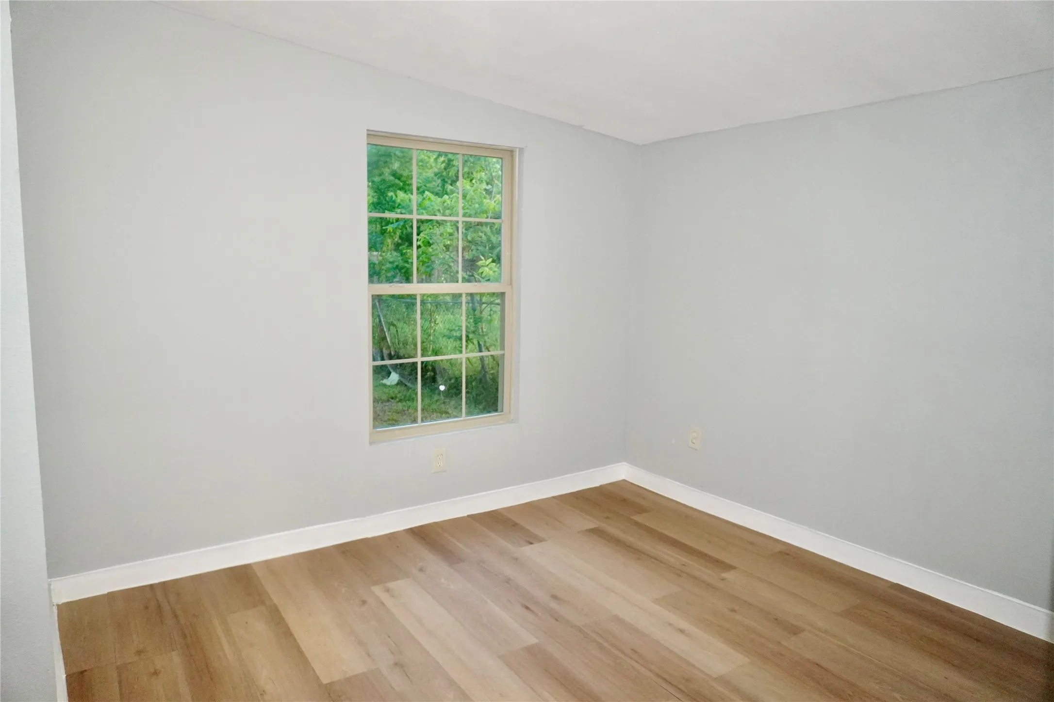 Single Family Residence For Rent in Dallas County , 1406 Galloway Avenue, Dallas, Texas 75216, 4 Bedroom, 2 Bathroom, Garage spaces, 1,506 Sqft, built in 1952, mls#21270819, Real Estate Agent in Dallas, Homes For Rent in Dallas county, Homes For Rent in Dallas, Realtor in Dallas Texas, Real Estate Brokerage Independent Realty Texas, Luminita Cordes Realtor