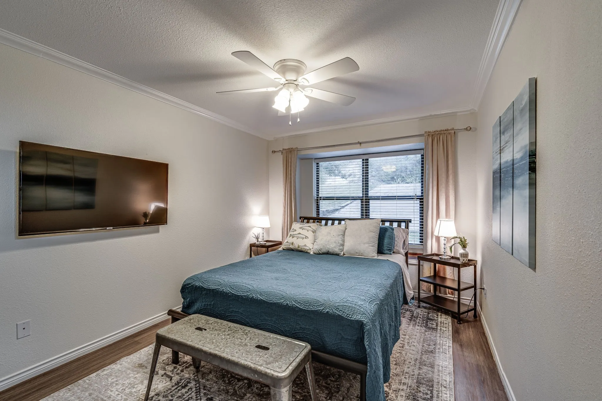 Single Family Residence For Sale in Ellis County , 309 Lakewood Drive, Waxahachie, Texas 75165, 3 Bedroom, 2 Bathroom, Garage spaces, 1,828 Sqft, built in 1986, mls#21253275, Real Estate Agent in Waxahachie, Homes For Sale in Ellis county, Homes For Sale in Waxahachie, Realtor in Waxahachie Texas, Real Estate Brokerage Independent Realty Texas, Luminita Cordes Realtor