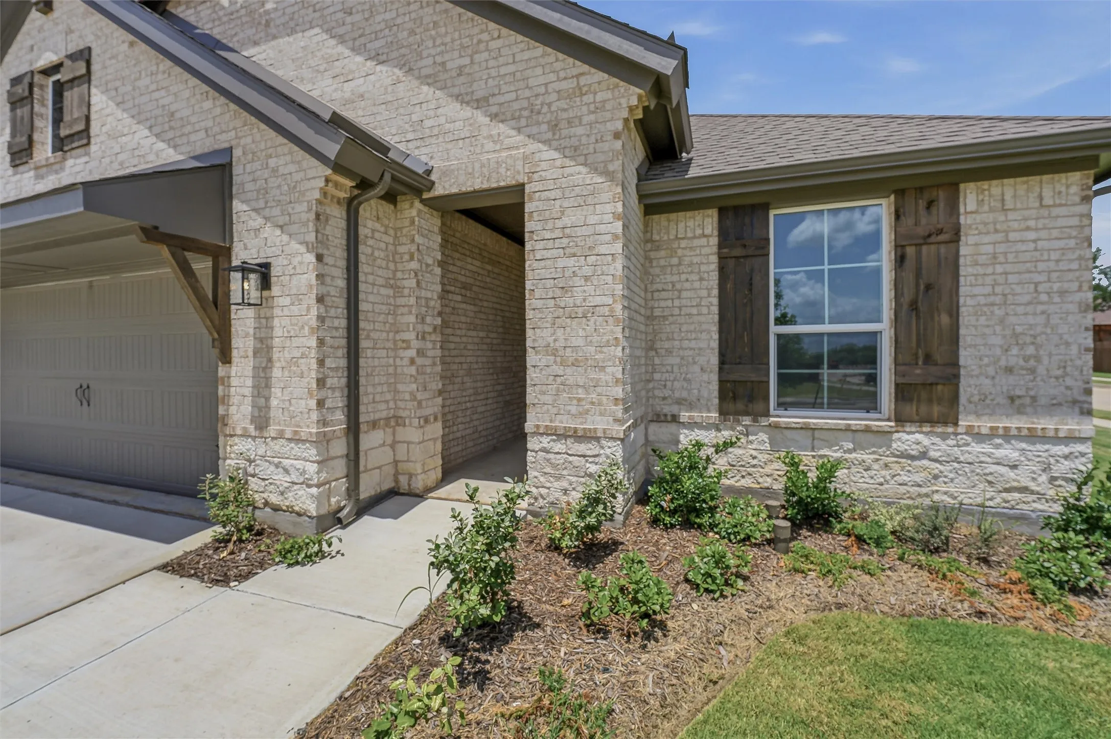 Single Family Residence For Sale in Cooke County , 3415 Helena Street, Gainesville, Texas 76240, 4 Bedroom, 2 Bathroom, 2 Garage spaces, 1,939 Sqft, built in 2026, mls#21270941, Real Estate Agent in Gainesville, Homes For Sale in Cooke county, Homes For Sale in Gainesville, Realtor in Gainesville Texas, Real Estate Brokerage Independent Realty Texas, Luminita Cordes Realtor