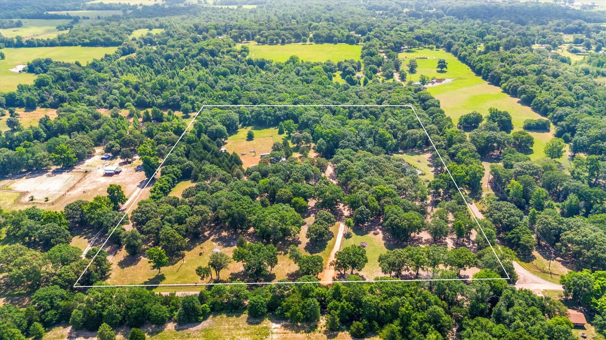 Ranch For Sale in Van Zandt County , 000 VZ County Road 4505, Ben Wheeler, Texas 75754, 0, 0, Garage spaces, 0 Sqft, built in 0, mls#21270922, Real Estate Agent in Ben Wheeler, Homes For Sale in Van Zandt county, Homes For Sale in Ben Wheeler, Realtor in Ben Wheeler Texas, Real Estate Brokerage Independent Realty Texas, Luminita Cordes Realtor