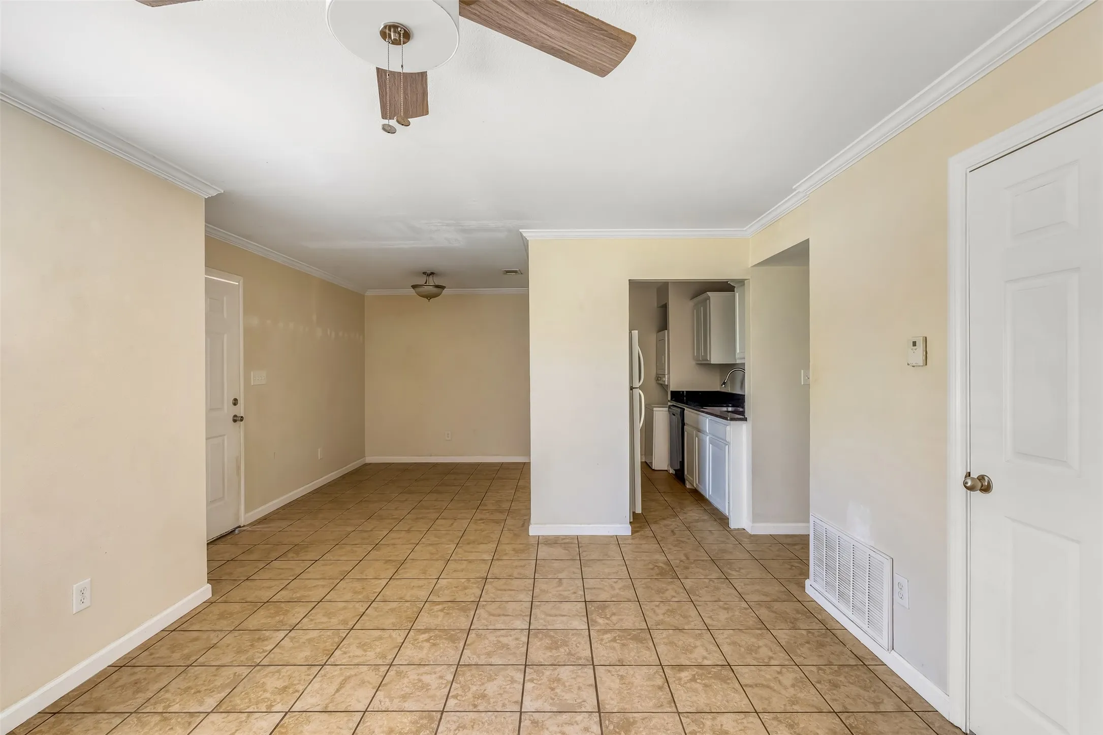 Quadruplex For Sale in Erath County , 892 W Vanderbilt, Stephenville, Texas 76401, 8 Bedroom, 8 Bathroom, Garage spaces, 0 Sqft, built in 2008, mls#21270771, Real Estate Agent in Stephenville, Homes For Sale in Erath county, Homes For Sale in Stephenville, Realtor in Stephenville Texas, Real Estate Brokerage Independent Realty Texas, Luminita Cordes Realtor