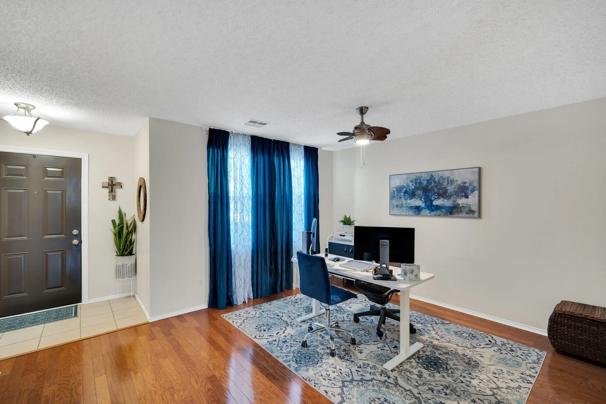 Single Family Residence For Sale in Tarrant County , 3900 Country Lane, Fort Worth, Texas 76123, 4 Bedroom, 3 Bathroom, 2 Garage spaces, 2,594 Sqft, built in 2003, Price $319,900, mls#21270963, Real Estate Agent in Fort Worth, Homes For Sale in Tarrant county, Homes For Sale in Fort Worth, Realtor in Fort Worth Texas, Real Estate Brokerage Independent Realty Texas, Luminita Cordes Realtor