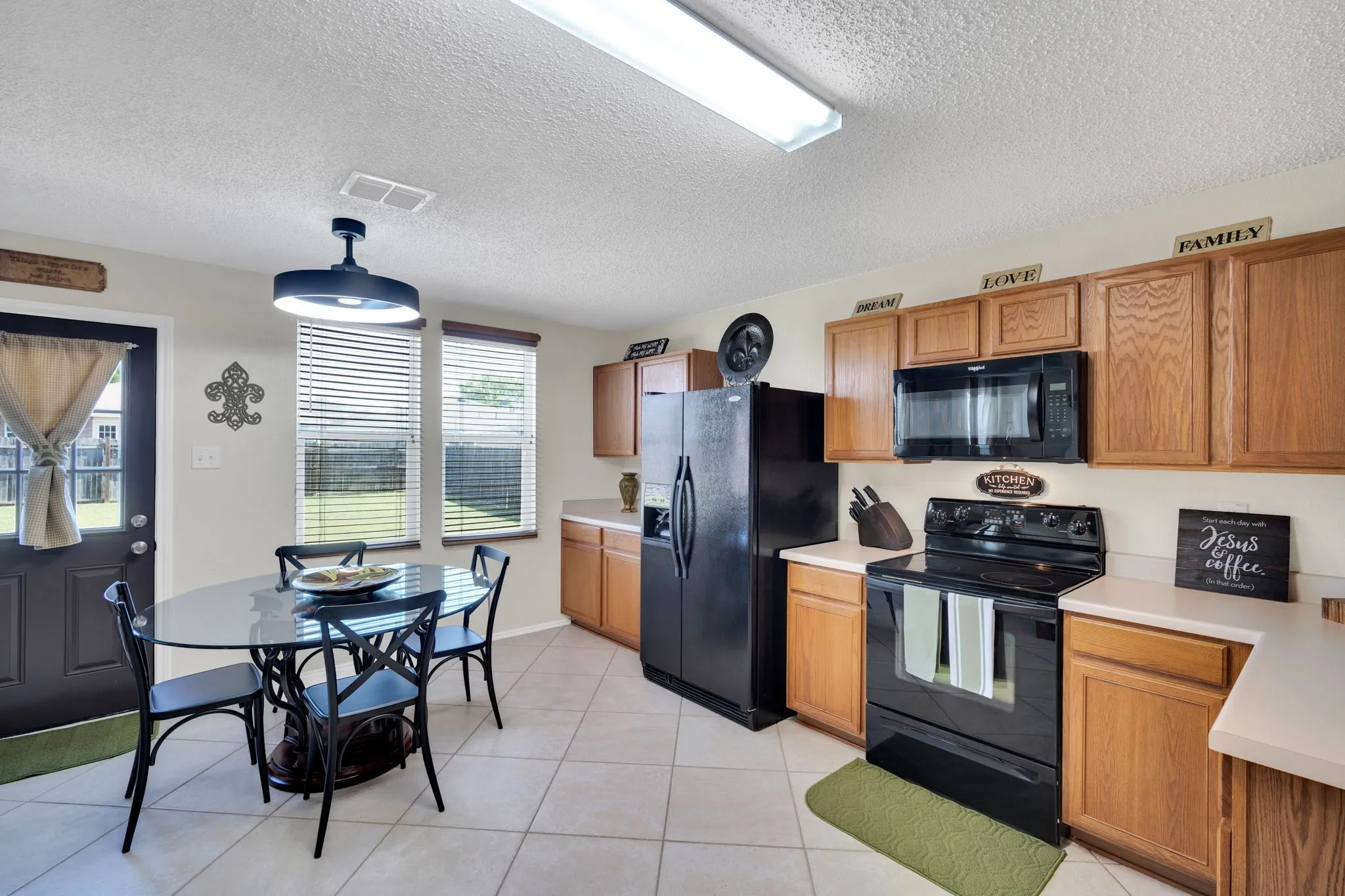 Single Family Residence For Sale in Tarrant County , 3900 Country Lane, Fort Worth, Texas 76123, 4 Bedroom, 3 Bathroom, 2 Garage spaces, 2,594 Sqft, built in 2003, Price $319,900, mls#21270963, Real Estate Agent in Fort Worth, Homes For Sale in Tarrant county, Homes For Sale in Fort Worth, Realtor in Fort Worth Texas, Real Estate Brokerage Independent Realty Texas, Luminita Cordes Realtor