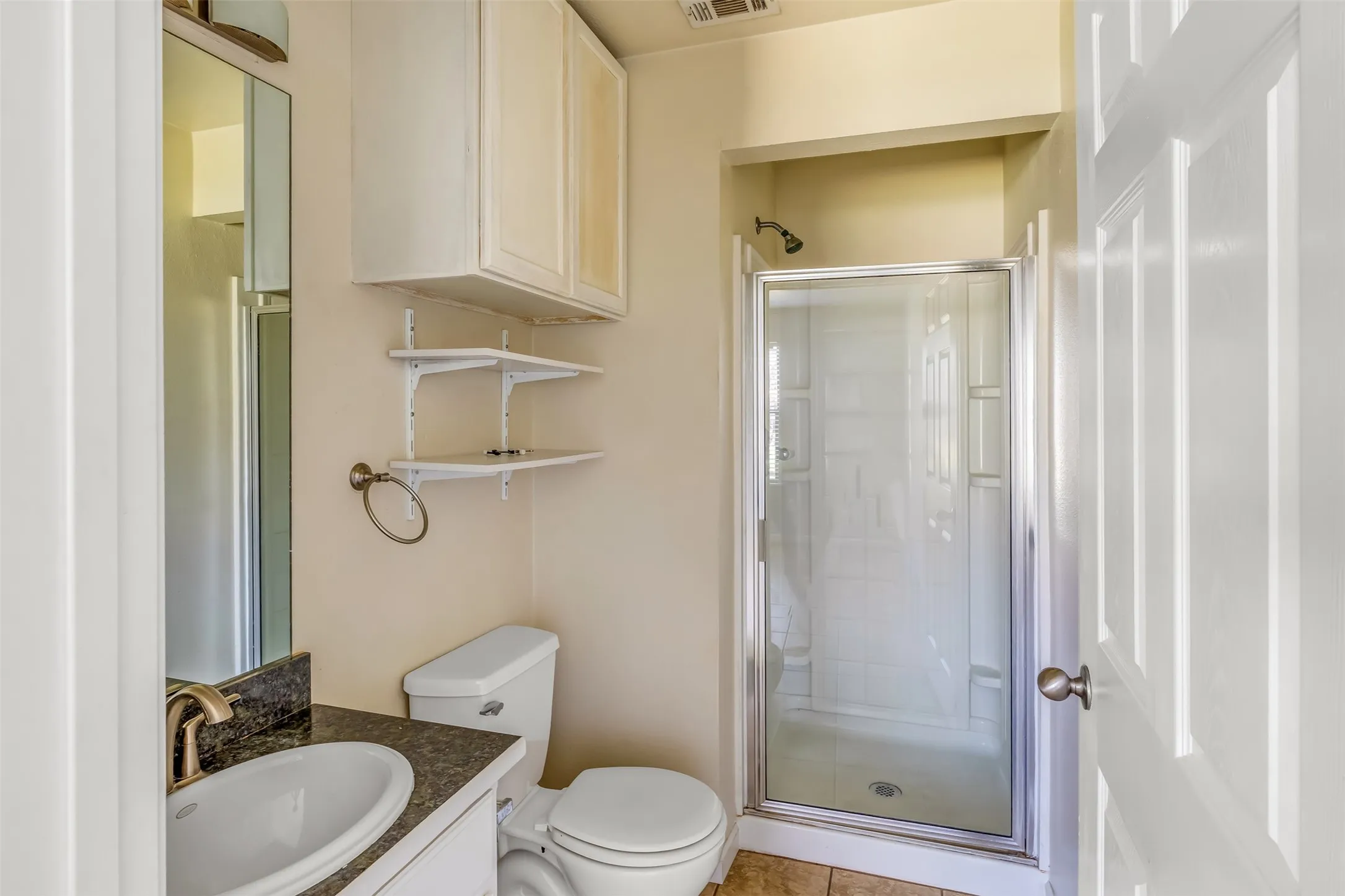 Quadruplex For Sale in Erath County , 852 W Vanderbilt, Stephenville, Texas 76401, 8 Bedroom, 8 Bathroom, Garage spaces, 0 Sqft, built in 2008, mls#21270740, Real Estate Agent in Stephenville, Homes For Sale in Erath county, Homes For Sale in Stephenville, Realtor in Stephenville Texas, Real Estate Brokerage Independent Realty Texas, Luminita Cordes Realtor