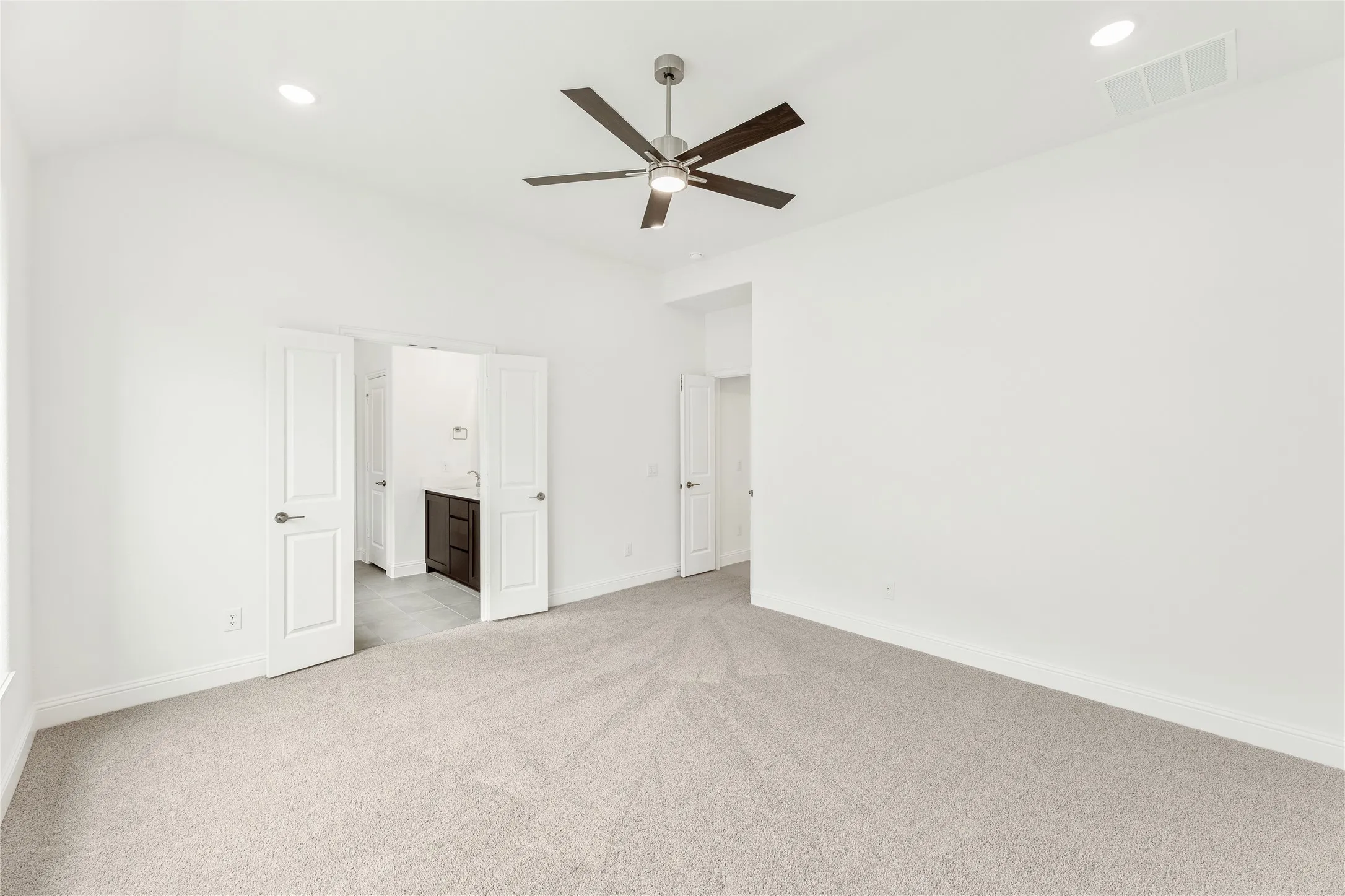 Single Family Residence For Sale in Tarrant County , 1112 Tanger Lane, Crowley, Texas 76036, 4 Bedroom, 2 Bathroom, 2 Garage spaces, 2,820 Sqft, built in 2026, mls#21270973, Real Estate Agent in Crowley, Homes For Sale in Tarrant county, Homes For Sale in Crowley, Realtor in Crowley Texas, Real Estate Brokerage Independent Realty Texas, Luminita Cordes Realtor