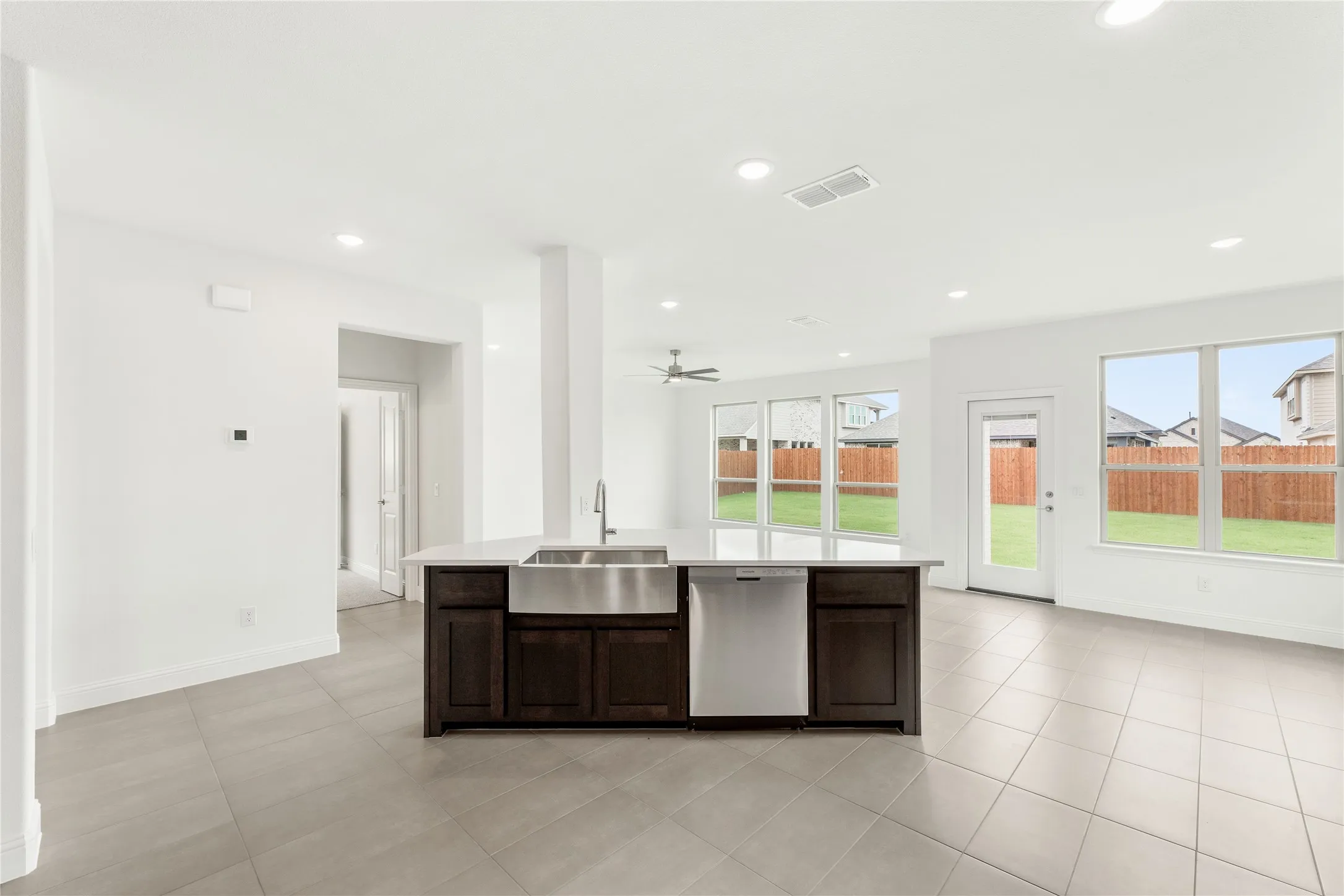 Single Family Residence For Sale in Tarrant County , 1112 Tanger Lane, Crowley, Texas 76036, 4 Bedroom, 2 Bathroom, 2 Garage spaces, 2,820 Sqft, built in 2026, mls#21270973, Real Estate Agent in Crowley, Homes For Sale in Tarrant county, Homes For Sale in Crowley, Realtor in Crowley Texas, Real Estate Brokerage Independent Realty Texas, Luminita Cordes Realtor