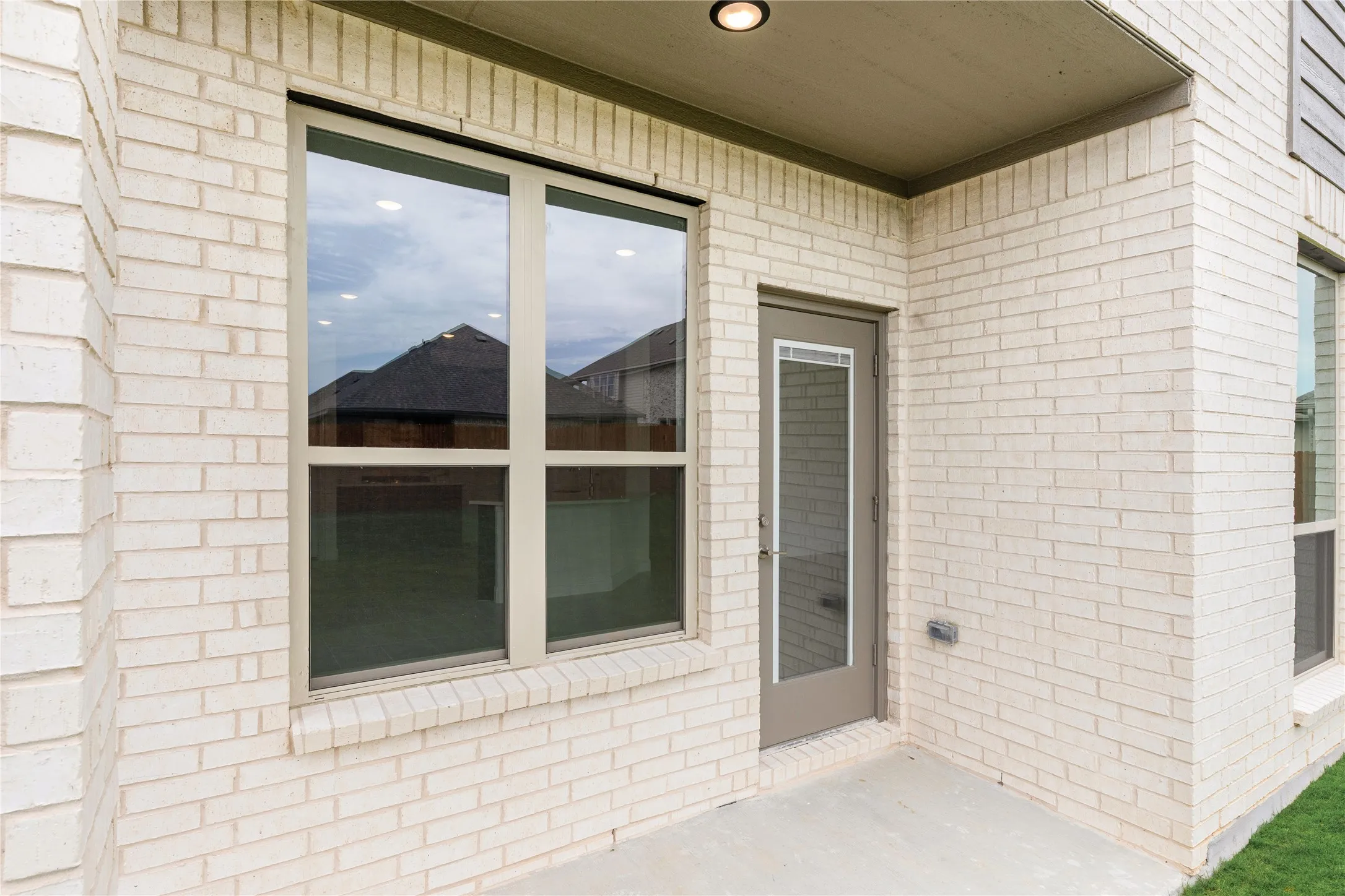 Single Family Residence For Sale in Tarrant County , 1112 Tanger Lane, Crowley, Texas 76036, 4 Bedroom, 2 Bathroom, 2 Garage spaces, 2,820 Sqft, built in 2026, mls#21270973, Real Estate Agent in Crowley, Homes For Sale in Tarrant county, Homes For Sale in Crowley, Realtor in Crowley Texas, Real Estate Brokerage Independent Realty Texas, Luminita Cordes Realtor