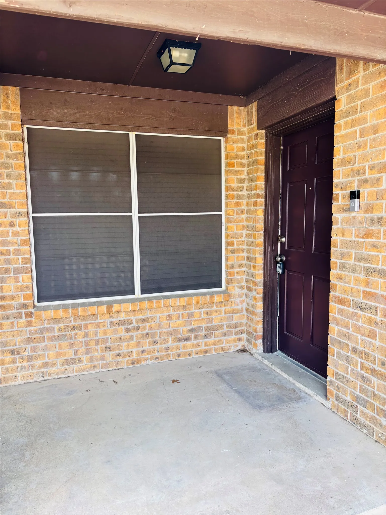 Duplex For Rent in Collin County , 9928 Camfield Avenue, Frisco, Texas 75033, 2 Bedroom, 1 Bathroom, Garage spaces, 966 Sqft, built in 1983, mls#21270887, Real Estate Agent in Frisco, Homes For Rent in Collin county, Homes For Rent in Frisco, Realtor in Frisco Texas, Real Estate Brokerage Independent Realty Texas, Luminita Cordes Realtor