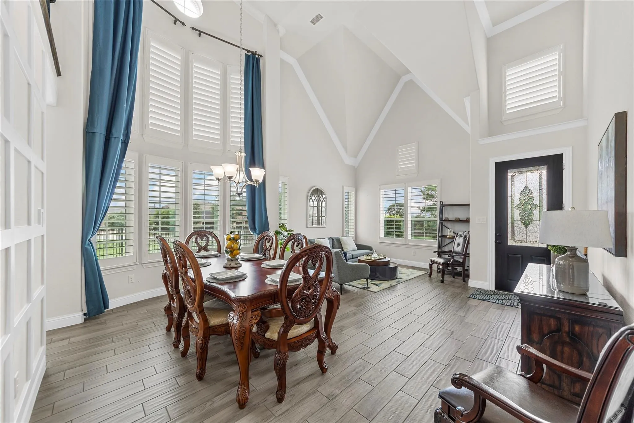 Single Family Residence For Sale in Collin County , 3300 Calvin Road, Mc Kinney, Texas 75071, 4 Bedrooms, 4 Bathrooms, 2 Garage spaces, 3,713 Sqft, built in 2018, Price $845,000, mls#21270992, Real Estate Agent in Mc Kinney, Homes For Sale in Collin county, Homes For Sale in Mc Kinney, Realtor in Mc Kinney Texas, Real Estate Brokerage Independent Realty Texas, Luminita Cordes Realtor
