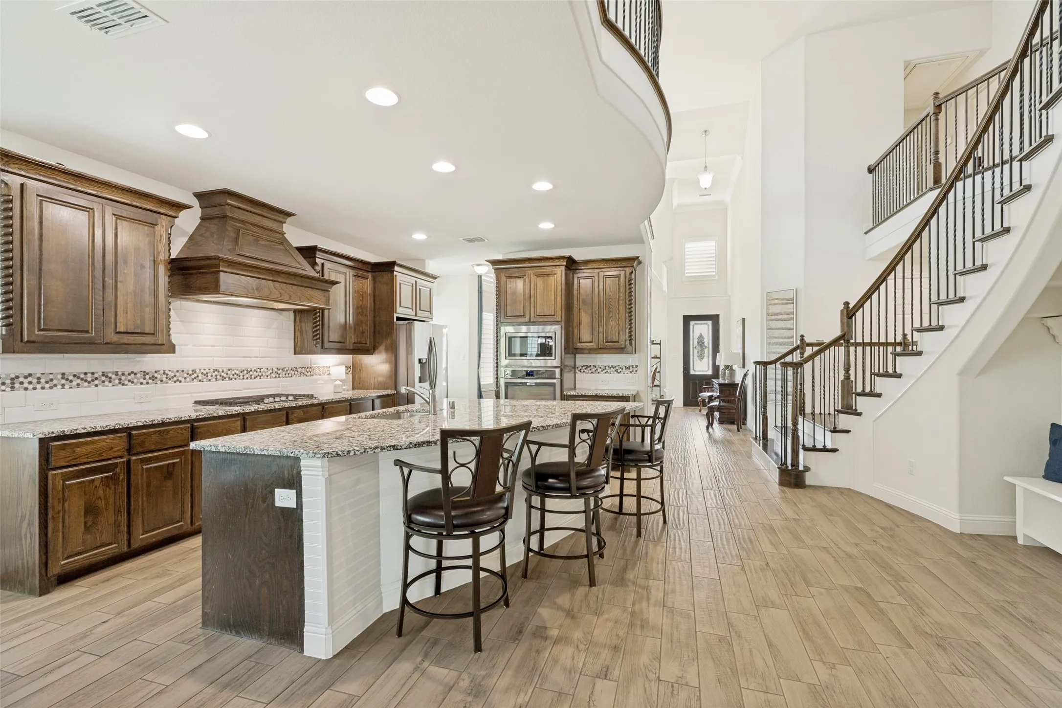 Single Family Residence For Sale in Collin County , 3300 Calvin Road, Mc Kinney, Texas 75071, 4 Bedrooms, 4 Bathrooms, 2 Garage spaces, 3,713 Sqft, built in 2018, Price $845,000, mls#21270992, Real Estate Agent in Mc Kinney, Homes For Sale in Collin county, Homes For Sale in Mc Kinney, Realtor in Mc Kinney Texas, Real Estate Brokerage Independent Realty Texas, Luminita Cordes Realtor