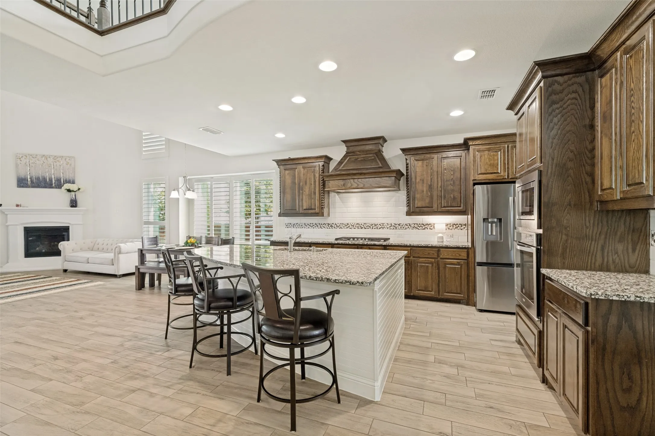 Single Family Residence For Sale in Collin County , 3300 Calvin Road, Mc Kinney, Texas 75071, 4 Bedrooms, 4 Bathrooms, 2 Garage spaces, 3,713 Sqft, built in 2018, Price $845,000, mls#21270992, Real Estate Agent in Mc Kinney, Homes For Sale in Collin county, Homes For Sale in Mc Kinney, Realtor in Mc Kinney Texas, Real Estate Brokerage Independent Realty Texas, Luminita Cordes Realtor