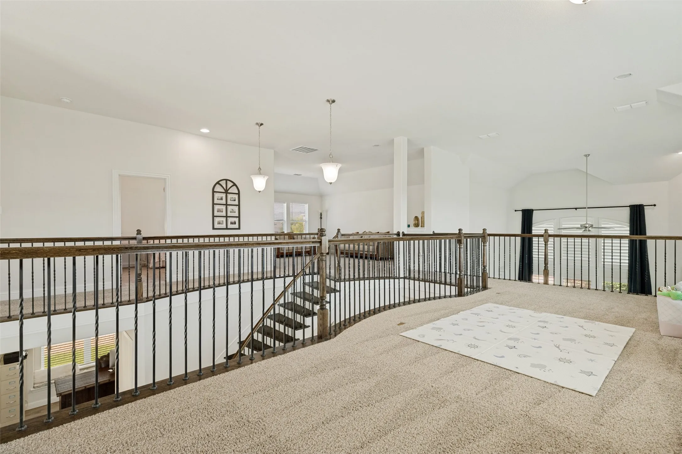 Single Family Residence For Sale in Collin County , 3300 Calvin Road, Mc Kinney, Texas 75071, 4 Bedrooms, 4 Bathrooms, 2 Garage spaces, 3,713 Sqft, built in 2018, Price $845,000, mls#21270992, Real Estate Agent in Mc Kinney, Homes For Sale in Collin county, Homes For Sale in Mc Kinney, Realtor in Mc Kinney Texas, Real Estate Brokerage Independent Realty Texas, Luminita Cordes Realtor