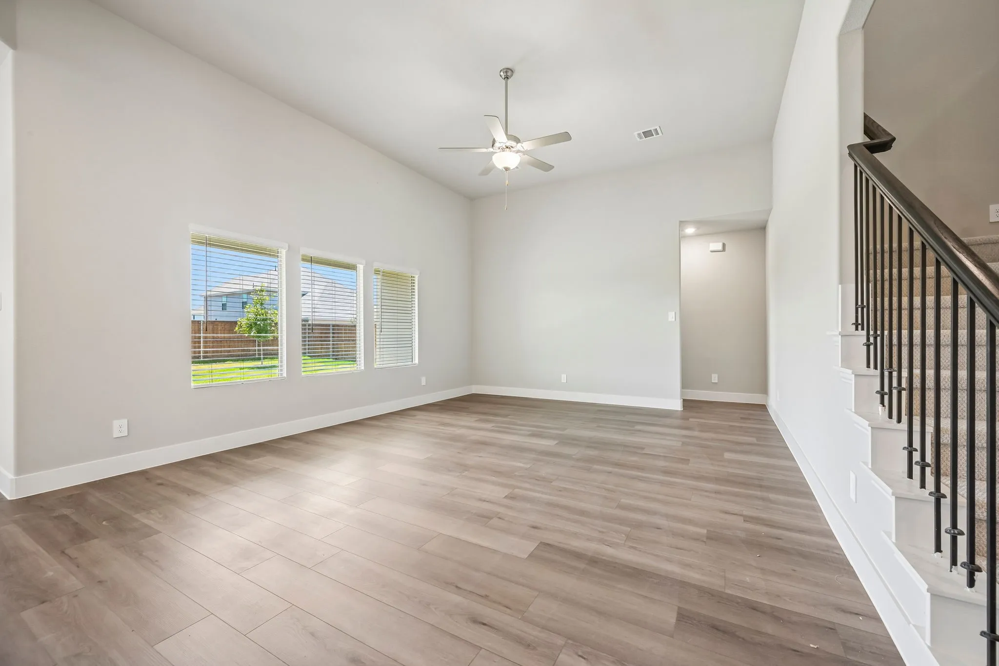 Single Family Residence For Sale in Collin County , 4007 Benbrook Drive, Farmersville, Texas 75442, 5 Bedroom, 4 Bathroom, 2 Garage spaces, 3,256 Sqft, built in 2026, mls#21270177, Real Estate Agent in Farmersville, Homes For Sale in Collin county, Homes For Sale in Farmersville, Realtor in Farmersville Texas, Real Estate Brokerage Independent Realty Texas, Luminita Cordes Realtor