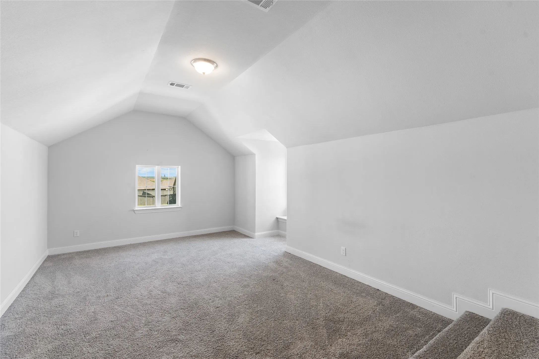 Single Family Residence For Sale in Ellis County , 3909 Switchgrass Grove, Venus, Texas 76084, 5 Bedrooms, 4 Bathrooms, 3 Garage spaces, 3,563 Sqft, built in 2022, Price $629,000, mls#21270978, Real Estate Agent in Venus, Homes For Sale in Ellis county, Homes For Sale in Venus, Realtor in Venus Texas, Real Estate Brokerage Independent Realty Texas, Luminita Cordes Realtor
