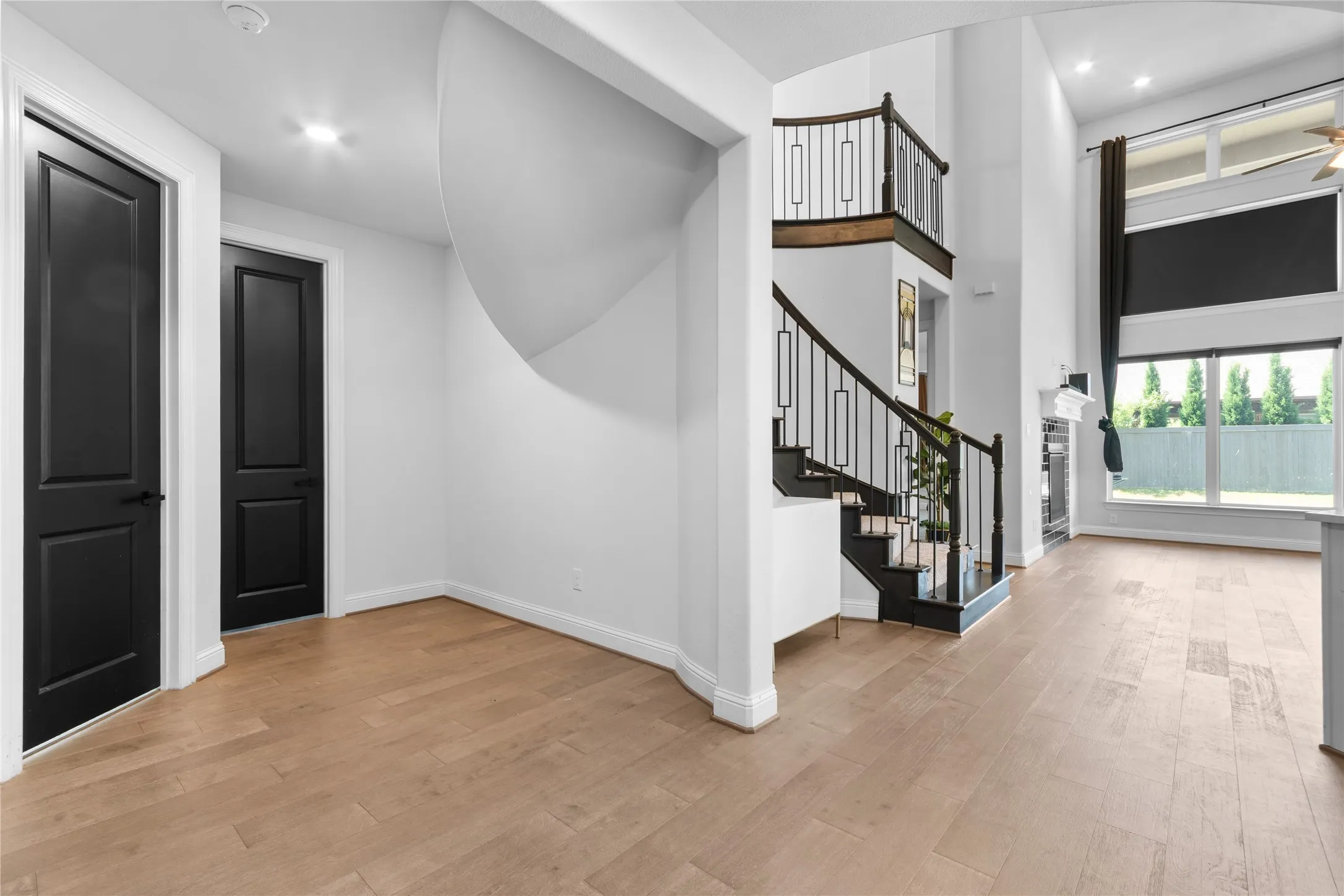 Single Family Residence For Sale in Ellis County , 3909 Switchgrass Grove, Venus, Texas 76084, 5 Bedrooms, 4 Bathrooms, 3 Garage spaces, 3,563 Sqft, built in 2022, Price $629,000, mls#21270978, Real Estate Agent in Venus, Homes For Sale in Ellis county, Homes For Sale in Venus, Realtor in Venus Texas, Real Estate Brokerage Independent Realty Texas, Luminita Cordes Realtor
