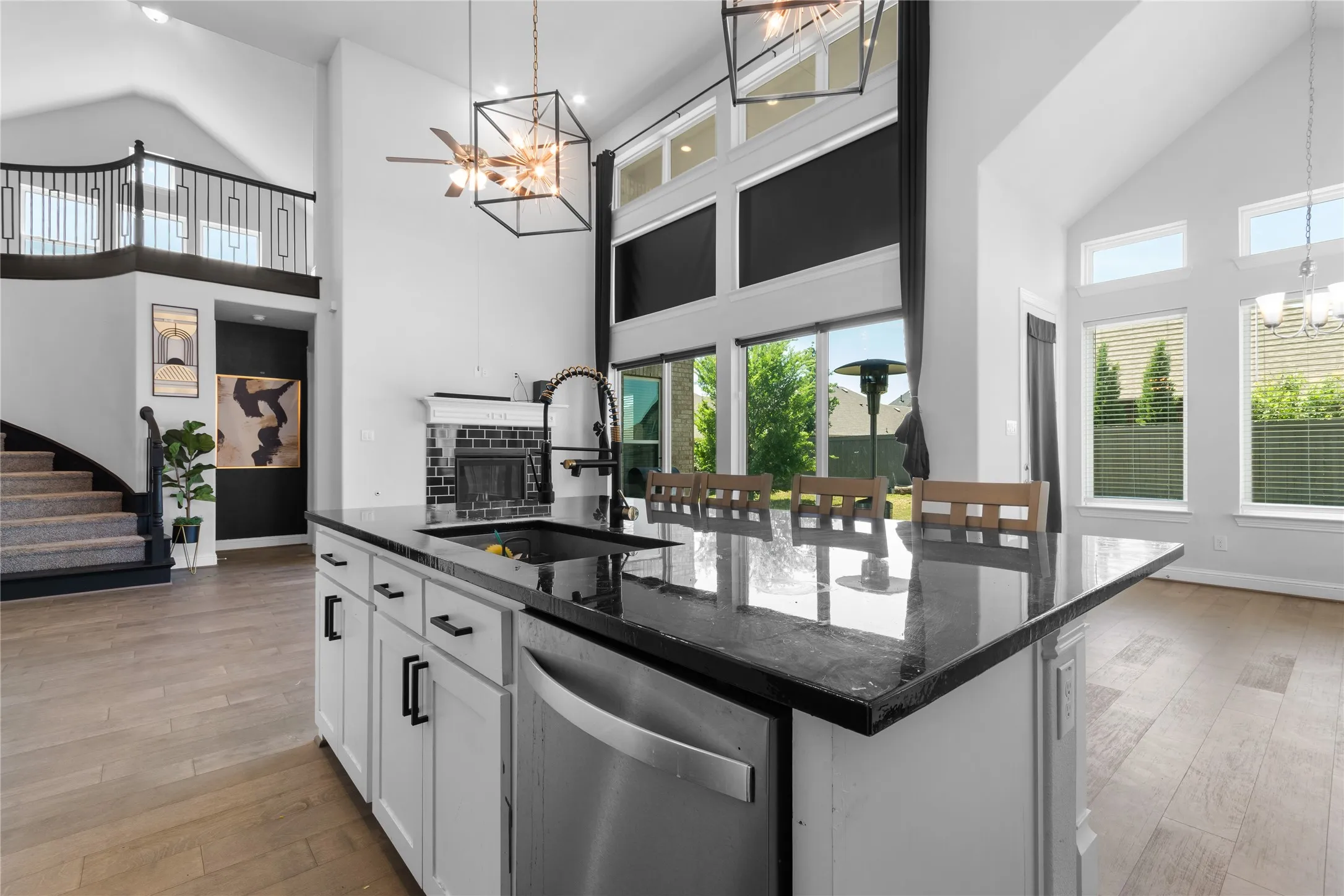 Single Family Residence For Sale in Ellis County , 3909 Switchgrass Grove, Venus, Texas 76084, 5 Bedrooms, 4 Bathrooms, 3 Garage spaces, 3,563 Sqft, built in 2022, Price $629,000, mls#21270978, Real Estate Agent in Venus, Homes For Sale in Ellis county, Homes For Sale in Venus, Realtor in Venus Texas, Real Estate Brokerage Independent Realty Texas, Luminita Cordes Realtor