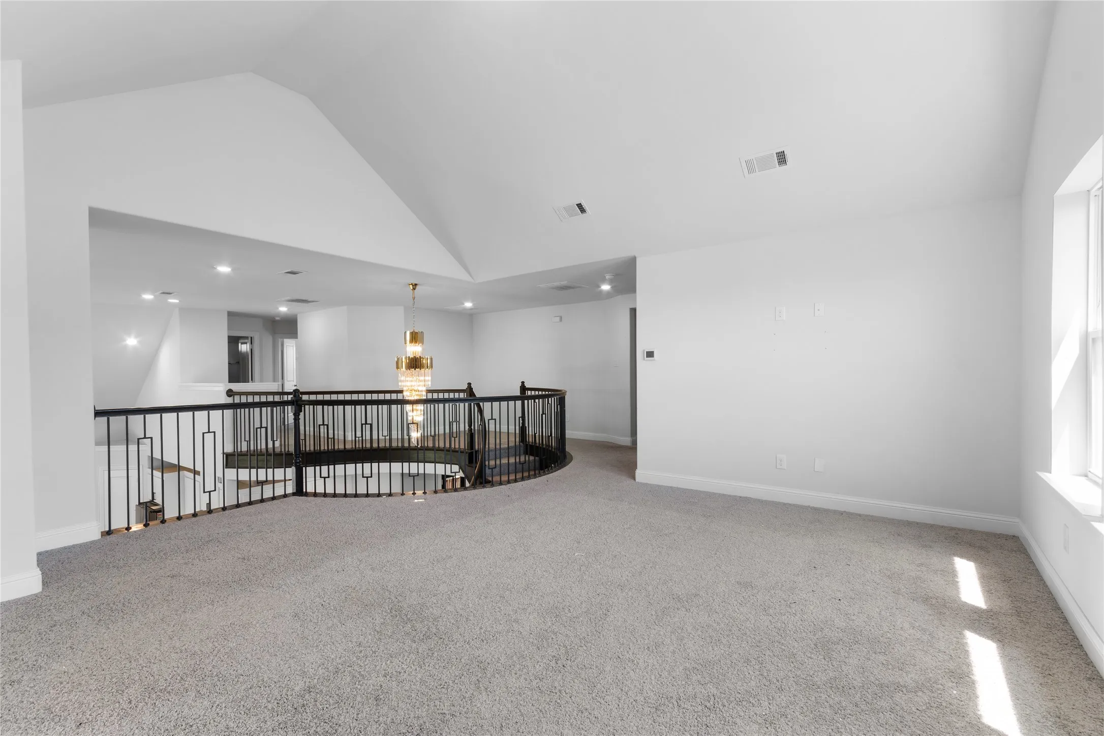 Single Family Residence For Sale in Ellis County , 3909 Switchgrass Grove, Venus, Texas 76084, 5 Bedrooms, 4 Bathrooms, 3 Garage spaces, 3,563 Sqft, built in 2022, Price $629,000, mls#21270978, Real Estate Agent in Venus, Homes For Sale in Ellis county, Homes For Sale in Venus, Realtor in Venus Texas, Real Estate Brokerage Independent Realty Texas, Luminita Cordes Realtor