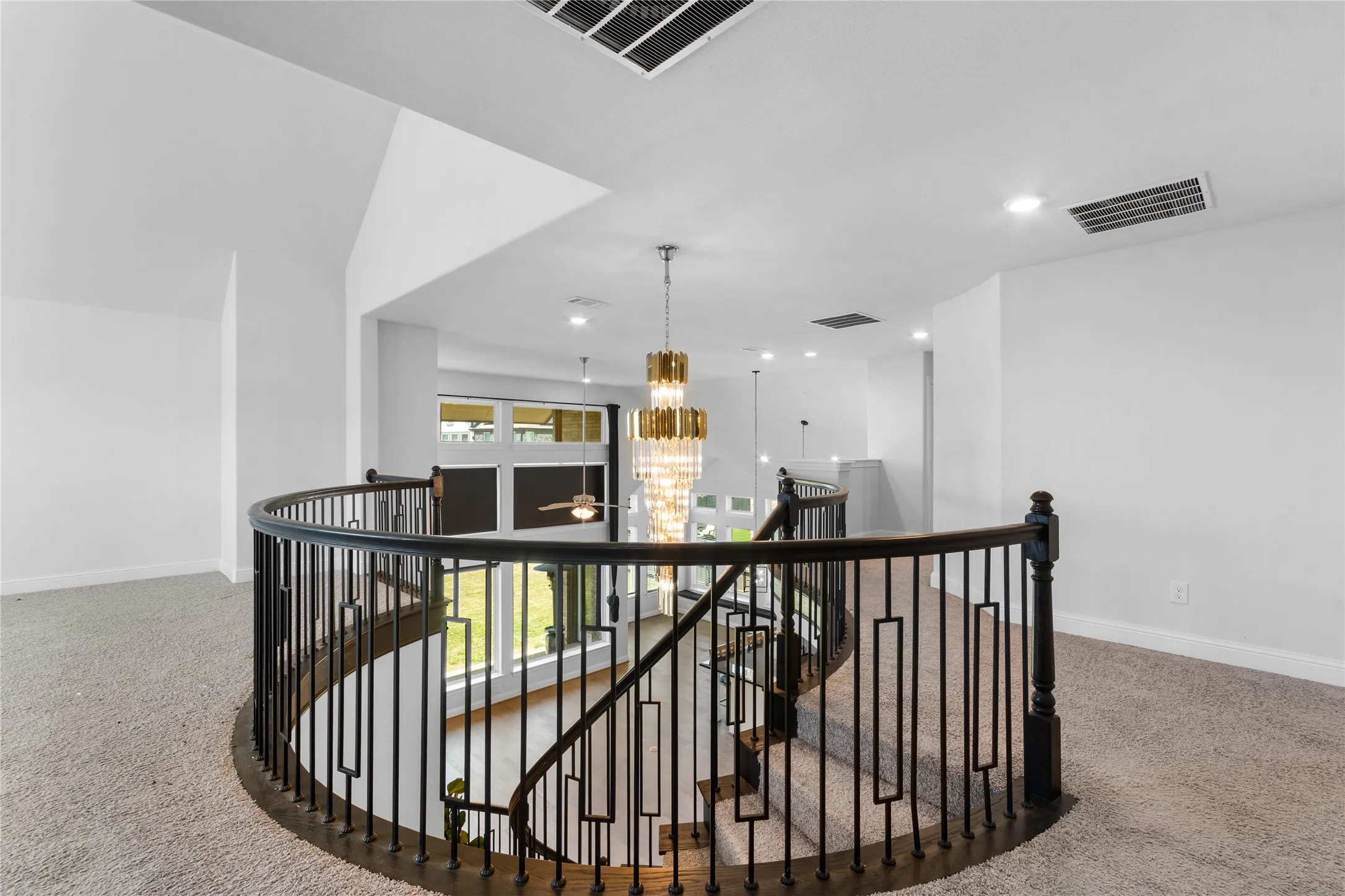 Single Family Residence For Sale in Ellis County , 3909 Switchgrass Grove, Venus, Texas 76084, 5 Bedrooms, 4 Bathrooms, 3 Garage spaces, 3,563 Sqft, built in 2022, Price $629,000, mls#21270978, Real Estate Agent in Venus, Homes For Sale in Ellis county, Homes For Sale in Venus, Realtor in Venus Texas, Real Estate Brokerage Independent Realty Texas, Luminita Cordes Realtor