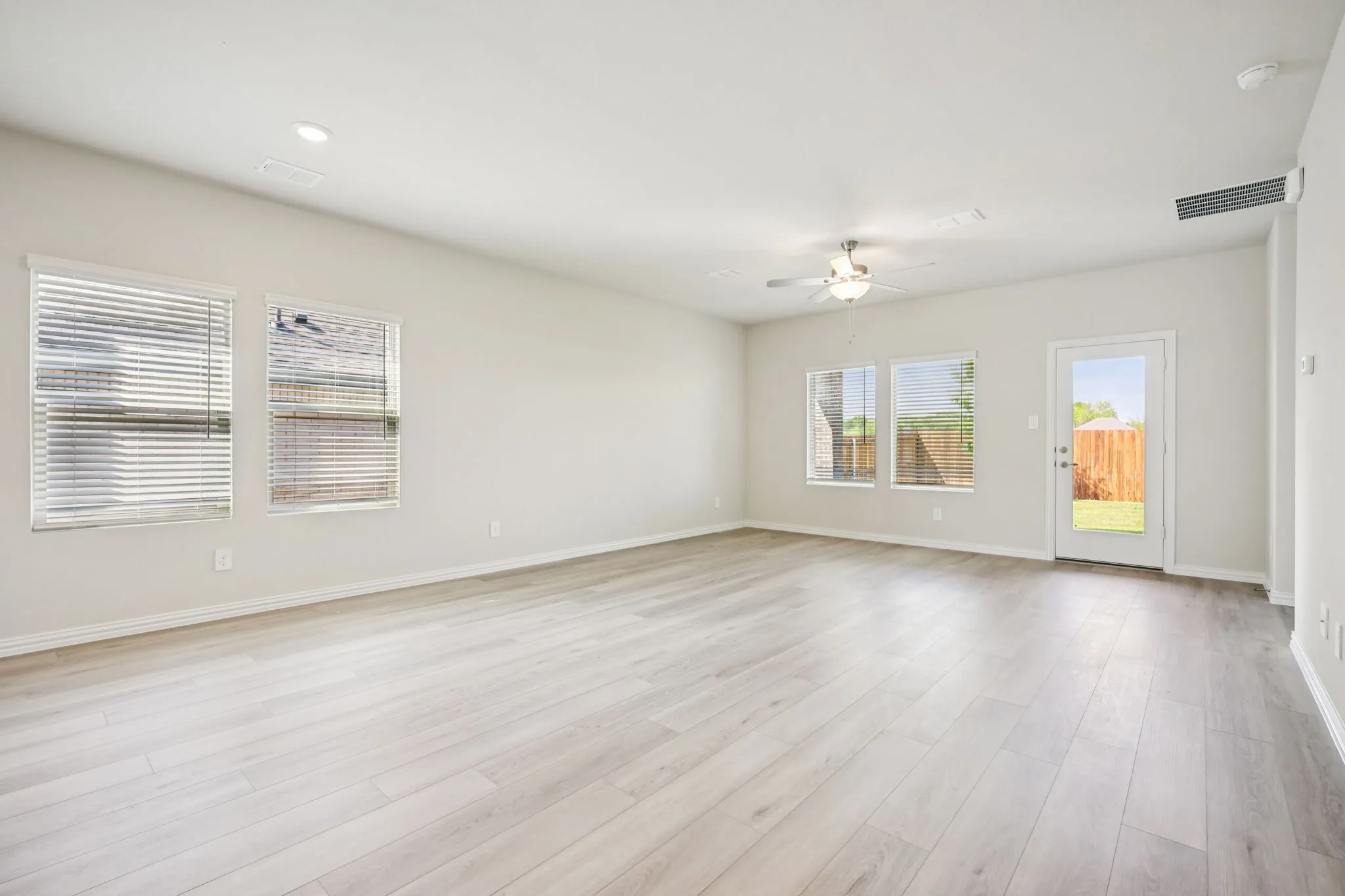 Photo is not of the actual home, but is an inspirational photo of builder’s model home and may depict options, furnishings, and/or decorator features that are not included.