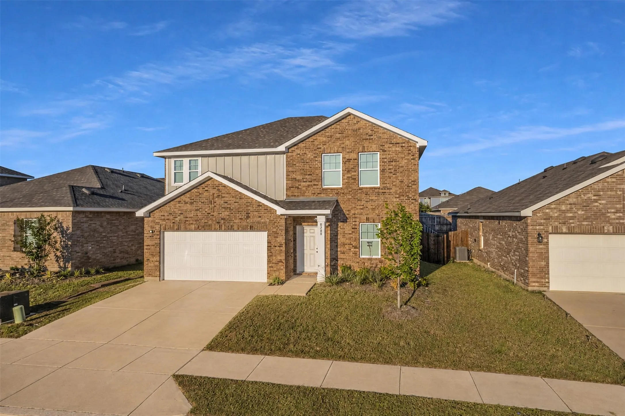 Single Family Residence For Rent in Tarrant County , 8348 Hawkview Drive, Fort Worth, Texas 76179, 4 Bedrooms, 3 Bathrooms, 2 Garage spaces, 2,121 Sqft, built in 2023, Price $2,900, mls#21270899, Real Estate Agent in Fort Worth, Homes For Rent in Tarrant county, Homes For Rent in Fort Worth, Realtor in Fort Worth Texas, Real Estate Brokerage Independent Realty Texas, Luminita Cordes Realtor