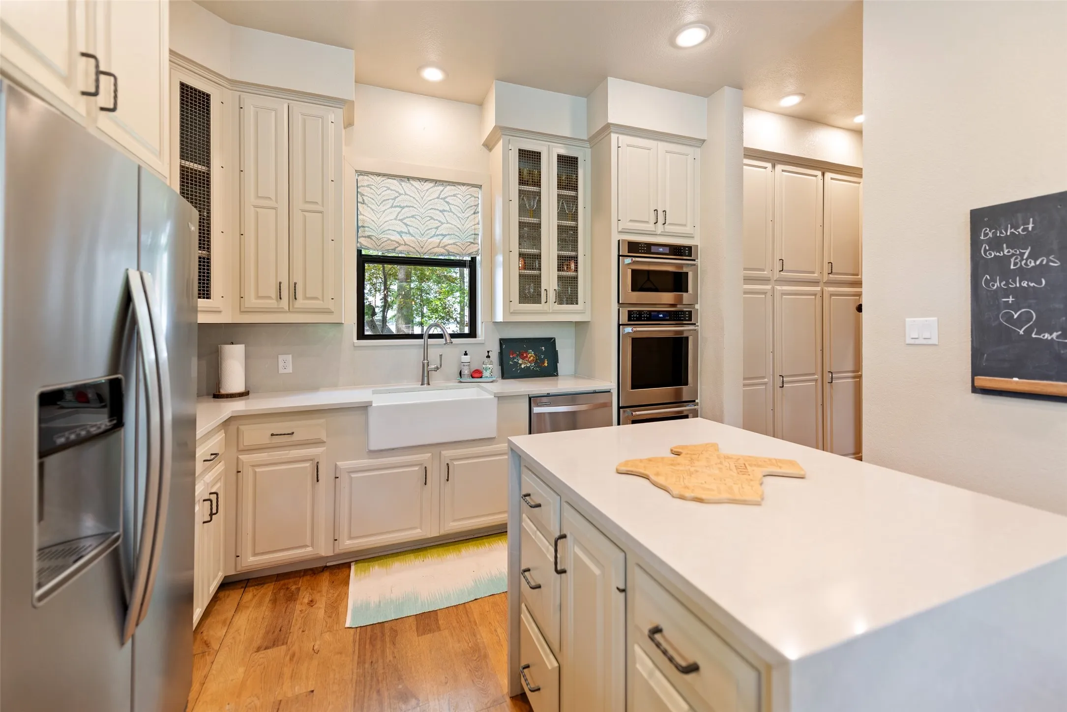 Single Family Residence For Sale in Franklin (TX) County , 785 Windy Point Drive, Mount Vernon, Texas 75457, 3 Bedroom, 4 Bathroom, Garage spaces, 2,740 Sqft, built in 1996, Price $2,150,000, mls#21270933, Real Estate Agent in Mount Vernon, Homes For Sale in Franklin (TX) county, Homes For Sale in Mount Vernon, Realtor in Mount Vernon Texas, Real Estate Brokerage Independent Realty Texas, Luminita Cordes Realtor