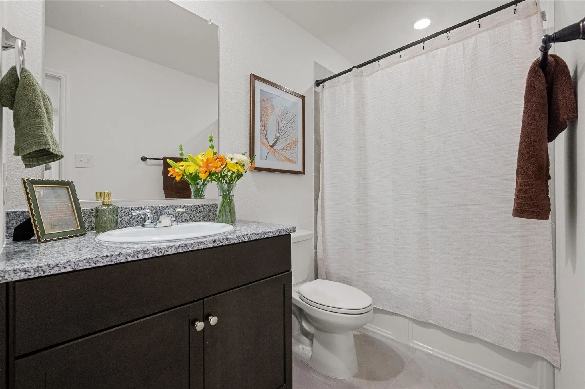 Single Family Residence For Sale in Tarrant County , 8632 Thicket Ridge Street, Fort Worth, Texas 76123, 3 Bedrooms, 2 Bathrooms, 2 Garage spaces, 1,305 Sqft, built in 2023, Price $278,000, mls#21271030, Real Estate Agent in Fort Worth, Homes For Sale in Tarrant county, Homes For Sale in Fort Worth, Realtor in Fort Worth Texas, Real Estate Brokerage Independent Realty Texas, Luminita Cordes Realtor