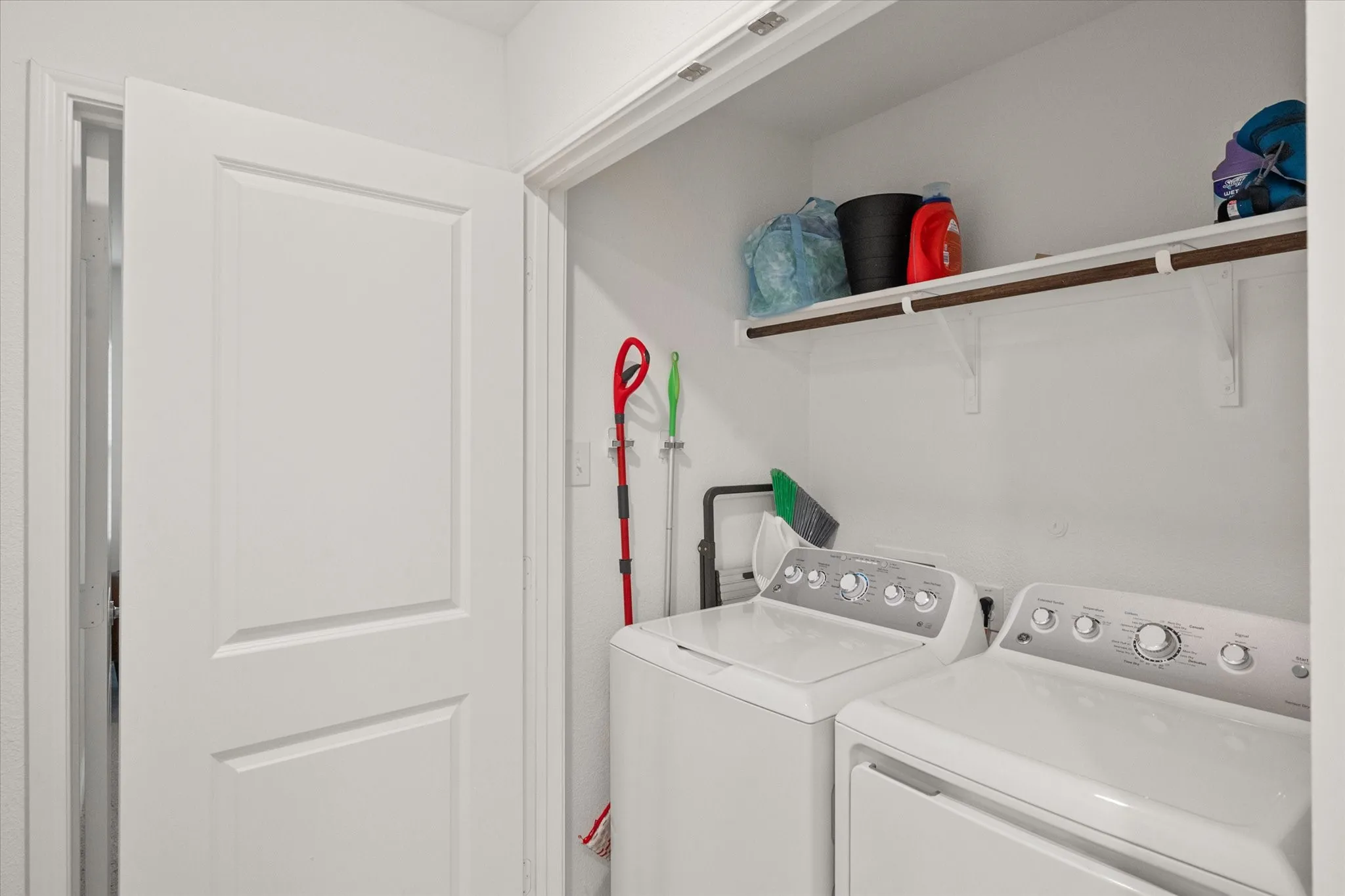Single Family Residence For Sale in Tarrant County , 8632 Thicket Ridge Street, Fort Worth, Texas 76123, 3 Bedrooms, 2 Bathrooms, 2 Garage spaces, 1,305 Sqft, built in 2023, Price $278,000, mls#21271030, Real Estate Agent in Fort Worth, Homes For Sale in Tarrant county, Homes For Sale in Fort Worth, Realtor in Fort Worth Texas, Real Estate Brokerage Independent Realty Texas, Luminita Cordes Realtor