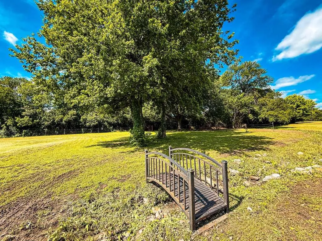 Single Family Residence For Sale in Bell County , 1708 S Wall Street, Belton, Texas 76513, 4 Bedroom, 2 Bathroom, 2 Garage spaces, 3,004 Sqft, built in 1918, Price $625,000, mls#21266824, Real Estate Agent in Belton, Homes For Sale in Bell county, Homes For Sale in Belton, Realtor in Belton Texas, Real Estate Brokerage Independent Realty Texas, Luminita Cordes Realtor