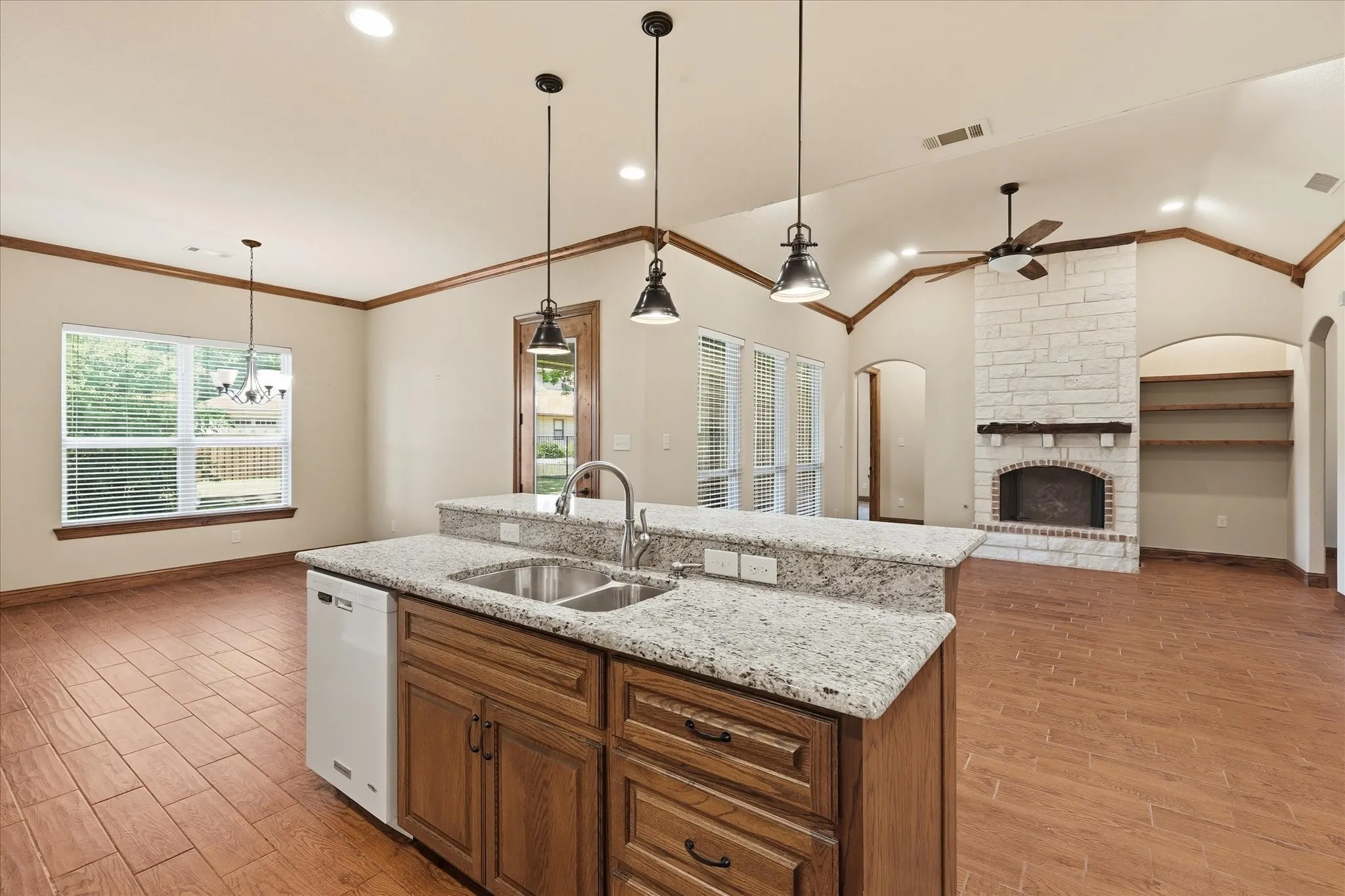 Single Family Residence For Sale in Denton County , 108 S Walnut Street, Roanoke, Texas 76262, 3 Bedroom, 2 Bathroom, 2 Garage spaces, 2,067 Sqft, built in 2015, Price $1,200,000, mls#21268688, Real Estate Agent in Roanoke, Homes For Sale in Denton county, Homes For Sale in Roanoke, Realtor in Roanoke Texas, Real Estate Brokerage Independent Realty Texas, Luminita Cordes Realtor