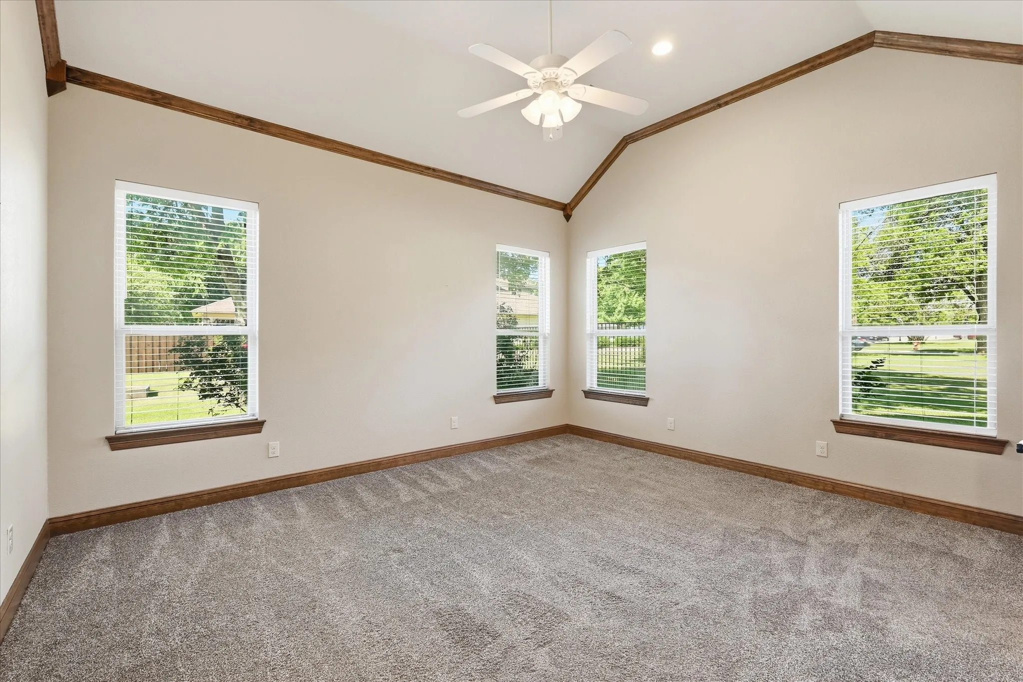 Single Family Residence For Sale in Denton County , 108 S Walnut Street, Roanoke, Texas 76262, 3 Bedroom, 2 Bathroom, 2 Garage spaces, 2,067 Sqft, built in 2015, Price $1,200,000, mls#21268688, Real Estate Agent in Roanoke, Homes For Sale in Denton county, Homes For Sale in Roanoke, Realtor in Roanoke Texas, Real Estate Brokerage Independent Realty Texas, Luminita Cordes Realtor