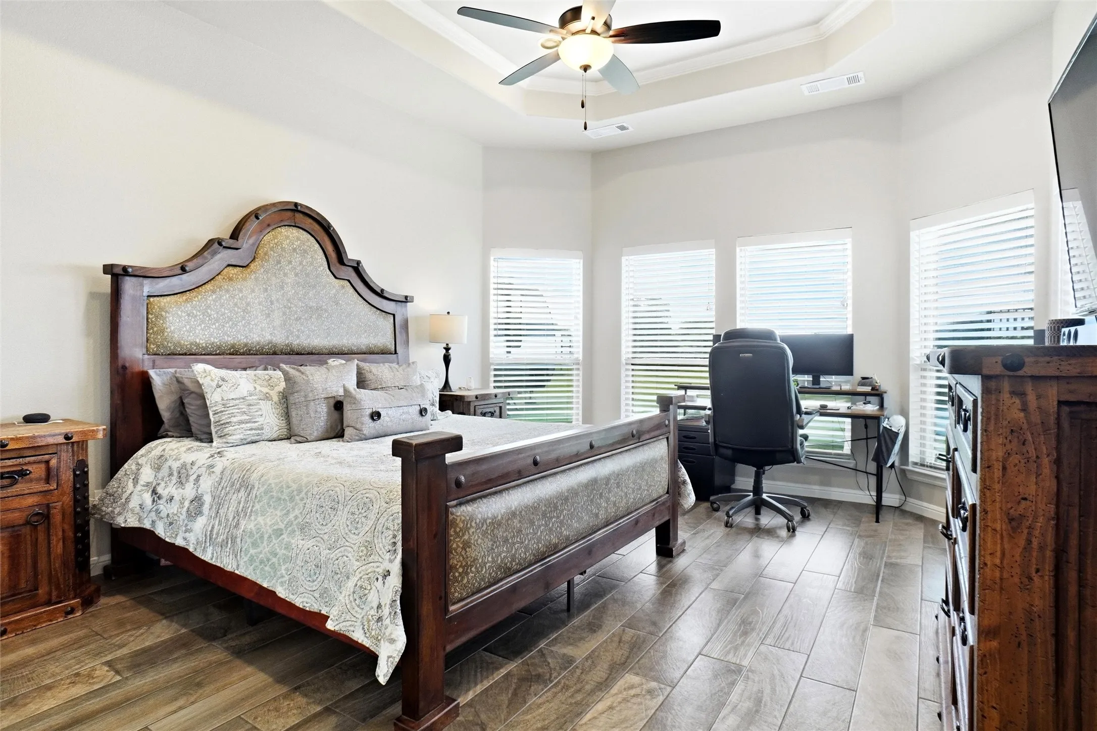 Single Family Residence For Sale in Parker County , 1027 Hope Court, Boyd, Texas 76023, 4 Bedroom, 2 Bathroom, 2 Garage spaces, 2,132 Sqft, built in 2020, mls#21268745, Real Estate Agent in Boyd, Homes For Sale in Parker county, Homes For Sale in Boyd, Realtor in Boyd Texas, Real Estate Brokerage Independent Realty Texas, Luminita Cordes Realtor