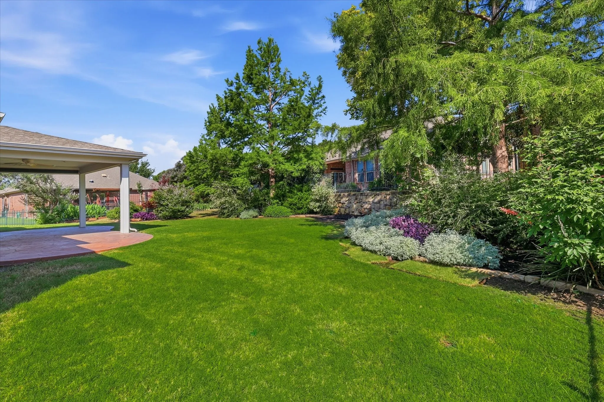 Spacious yard to allow for widespread planting and gardening.