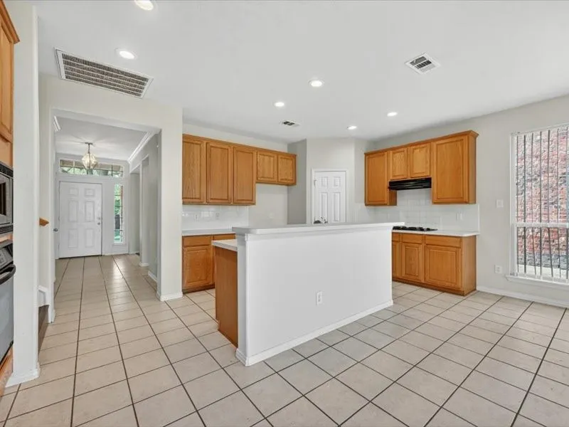 Single Family Residence For Rent in Denton County , 11068 Downbrook Drive, Frisco, Texas 75033, 4 Bedroom, 3 Bathroom, 2 Garage spaces, 2,529 Sqft, built in 2004, mls#21271061, Real Estate Agent in Frisco, Homes For Rent in Denton county, Homes For Rent in Frisco, Realtor in Frisco Texas, Real Estate Brokerage Independent Realty Texas, Luminita Cordes Realtor