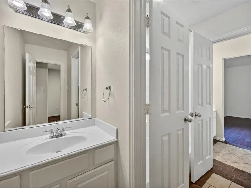 Single Family Residence For Rent in Denton County , 11068 Downbrook Drive, Frisco, Texas 75033, 4 Bedroom, 3 Bathroom, 2 Garage spaces, 2,529 Sqft, built in 2004, mls#21271061, Real Estate Agent in Frisco, Homes For Rent in Denton county, Homes For Rent in Frisco, Realtor in Frisco Texas, Real Estate Brokerage Independent Realty Texas, Luminita Cordes Realtor