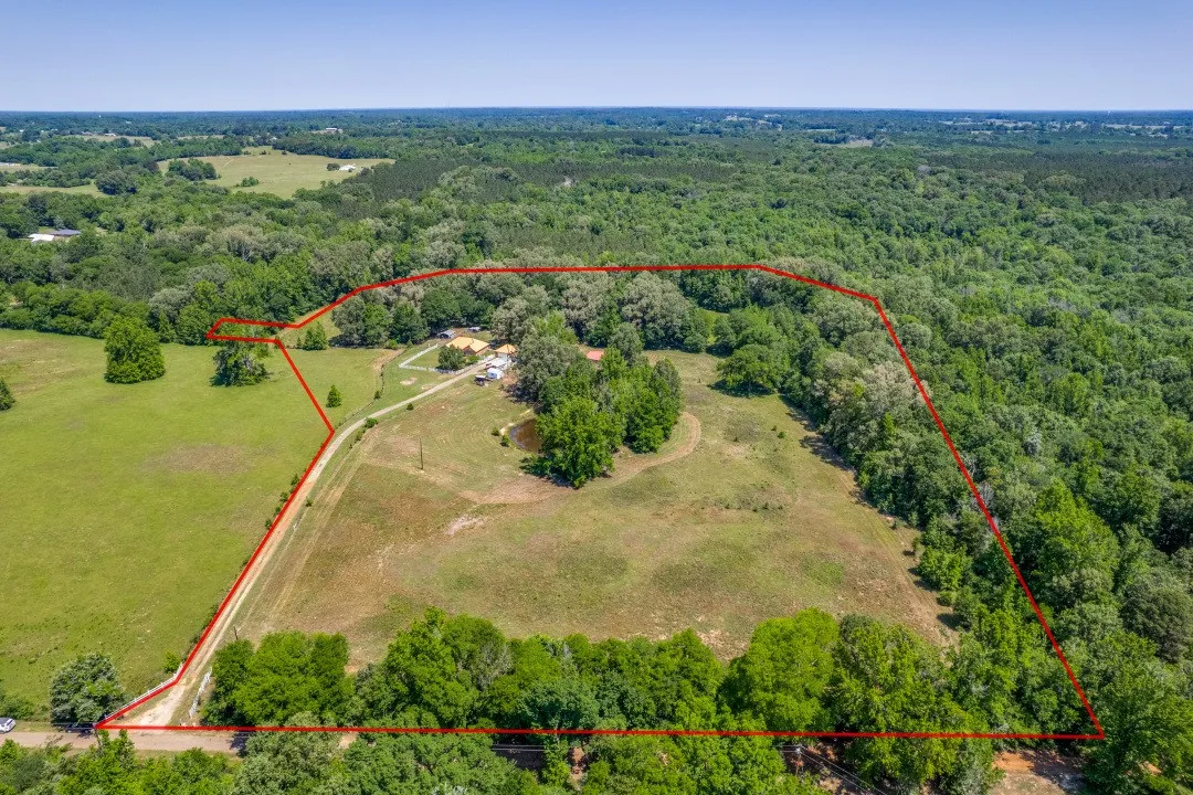 Approximate property line