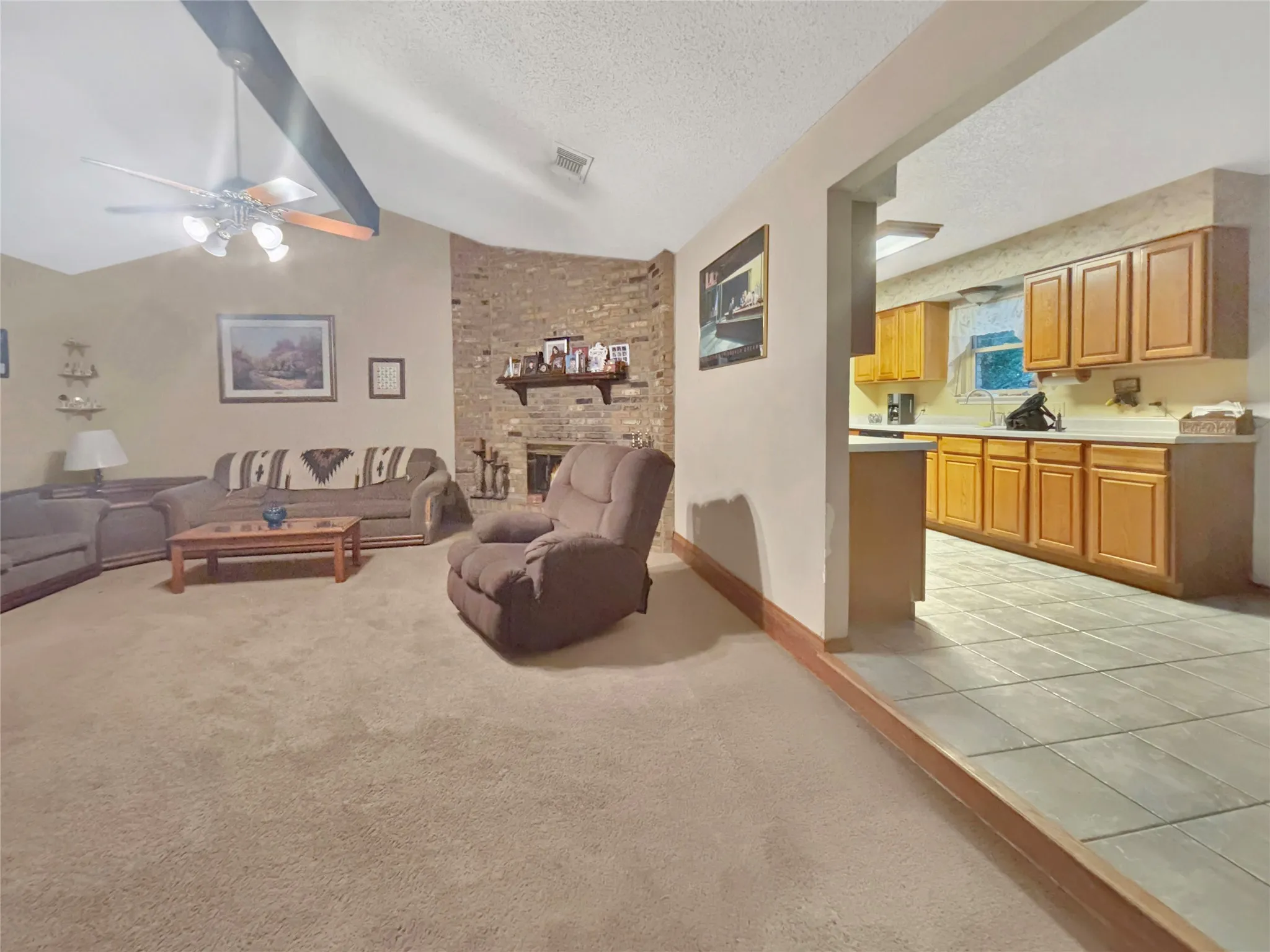 Single Family Residence For Sale in Denton County , 2816 N Haven Drive, Corinth, Texas 76210, 3 Bedroom, 2 Bathroom, 2 Garage spaces, 1,526 Sqft, built in 1979, mls#21268053, Real Estate Agent in Corinth, Homes For Sale in Denton county, Homes For Sale in Corinth, Realtor in Corinth Texas, Real Estate Brokerage Independent Realty Texas, Luminita Cordes Realtor