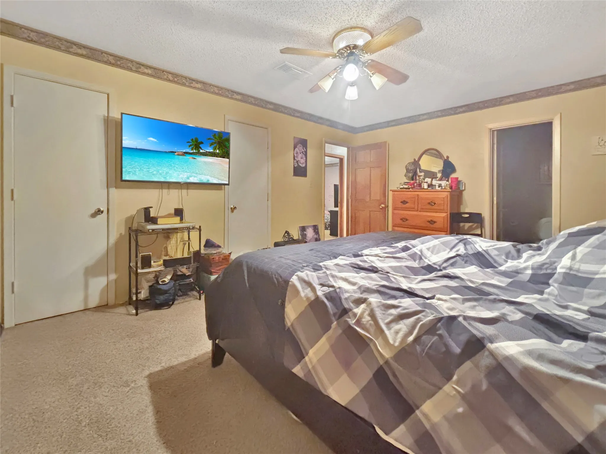Single Family Residence For Sale in Denton County , 2816 N Haven Drive, Corinth, Texas 76210, 3 Bedroom, 2 Bathroom, 2 Garage spaces, 1,526 Sqft, built in 1979, mls#21268053, Real Estate Agent in Corinth, Homes For Sale in Denton county, Homes For Sale in Corinth, Realtor in Corinth Texas, Real Estate Brokerage Independent Realty Texas, Luminita Cordes Realtor