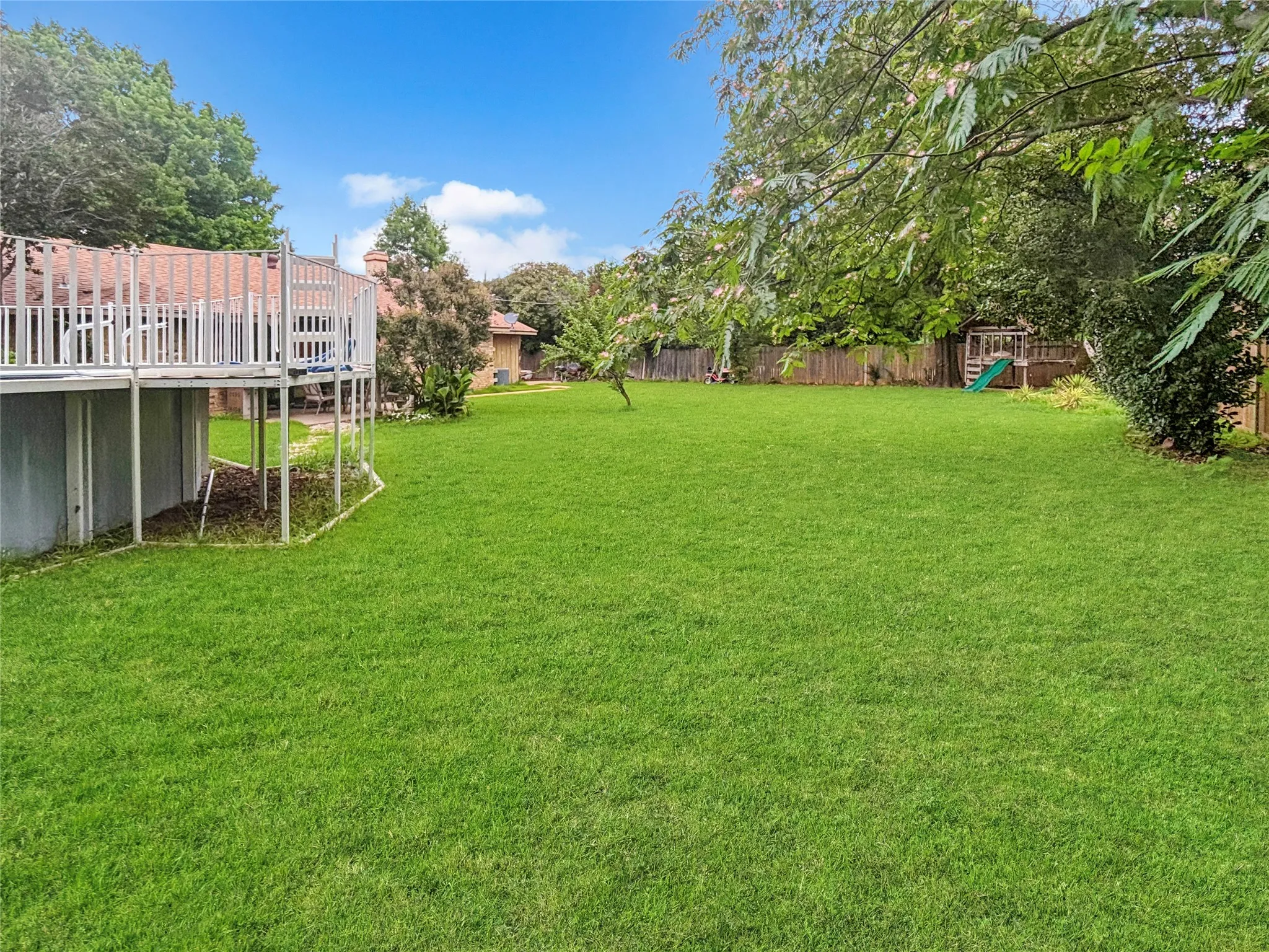 Single Family Residence For Sale in Denton County , 2816 N Haven Drive, Corinth, Texas 76210, 3 Bedroom, 2 Bathroom, 2 Garage spaces, 1,526 Sqft, built in 1979, mls#21268053, Real Estate Agent in Corinth, Homes For Sale in Denton county, Homes For Sale in Corinth, Realtor in Corinth Texas, Real Estate Brokerage Independent Realty Texas, Luminita Cordes Realtor