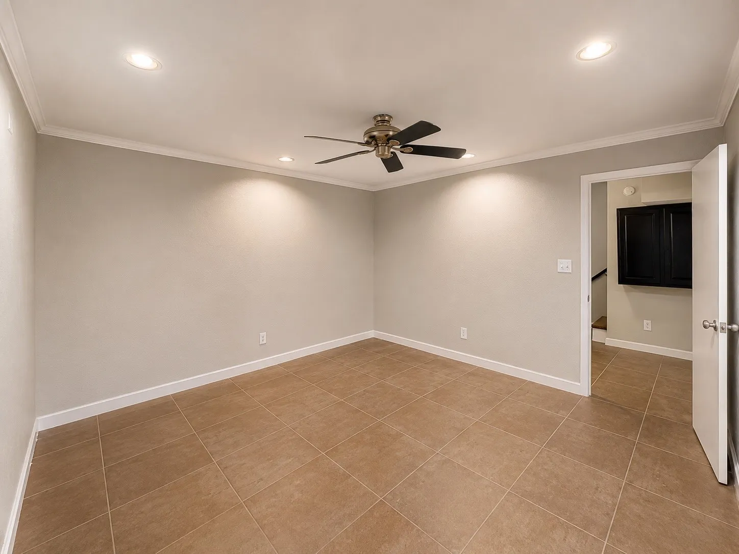 Single Family Residence For Sale in Collin County , 2624 Custer Parkway A, Richardson, Texas 75080, 3 Bedroom, 4 Bathroom, 1 Garage spaces, 1,632 Sqft, built in 1973, mls#21268749, Real Estate Agent in Richardson, Homes For Sale in Collin county, Homes For Sale in Richardson, Realtor in Richardson Texas, Real Estate Brokerage Independent Realty Texas, Luminita Cordes Realtor