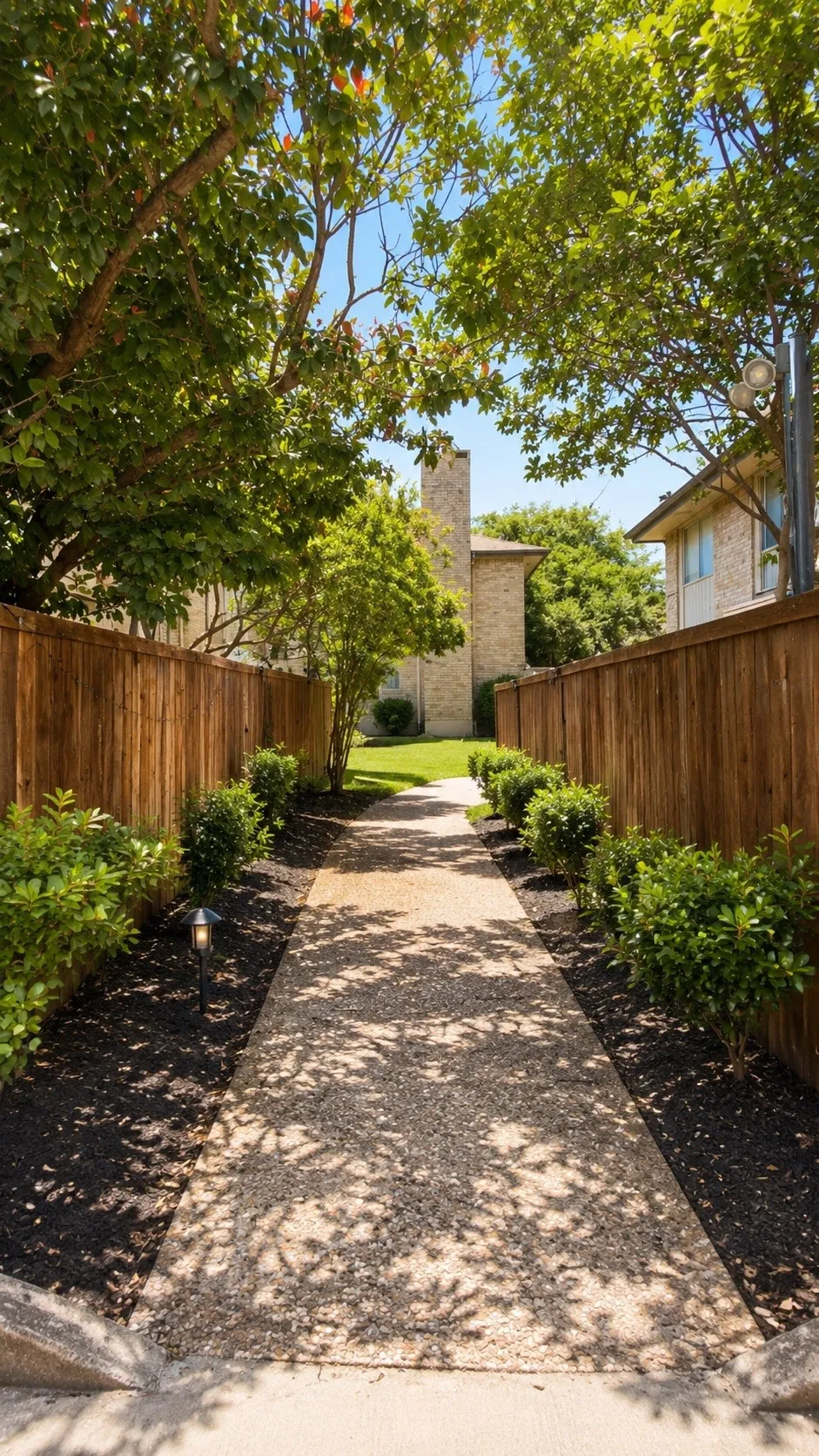 Single Family Residence For Sale in Collin County , 2624 Custer Parkway A, Richardson, Texas 75080, 3 Bedroom, 4 Bathroom, 1 Garage spaces, 1,632 Sqft, built in 1973, mls#21268749, Real Estate Agent in Richardson, Homes For Sale in Collin county, Homes For Sale in Richardson, Realtor in Richardson Texas, Real Estate Brokerage Independent Realty Texas, Luminita Cordes Realtor
