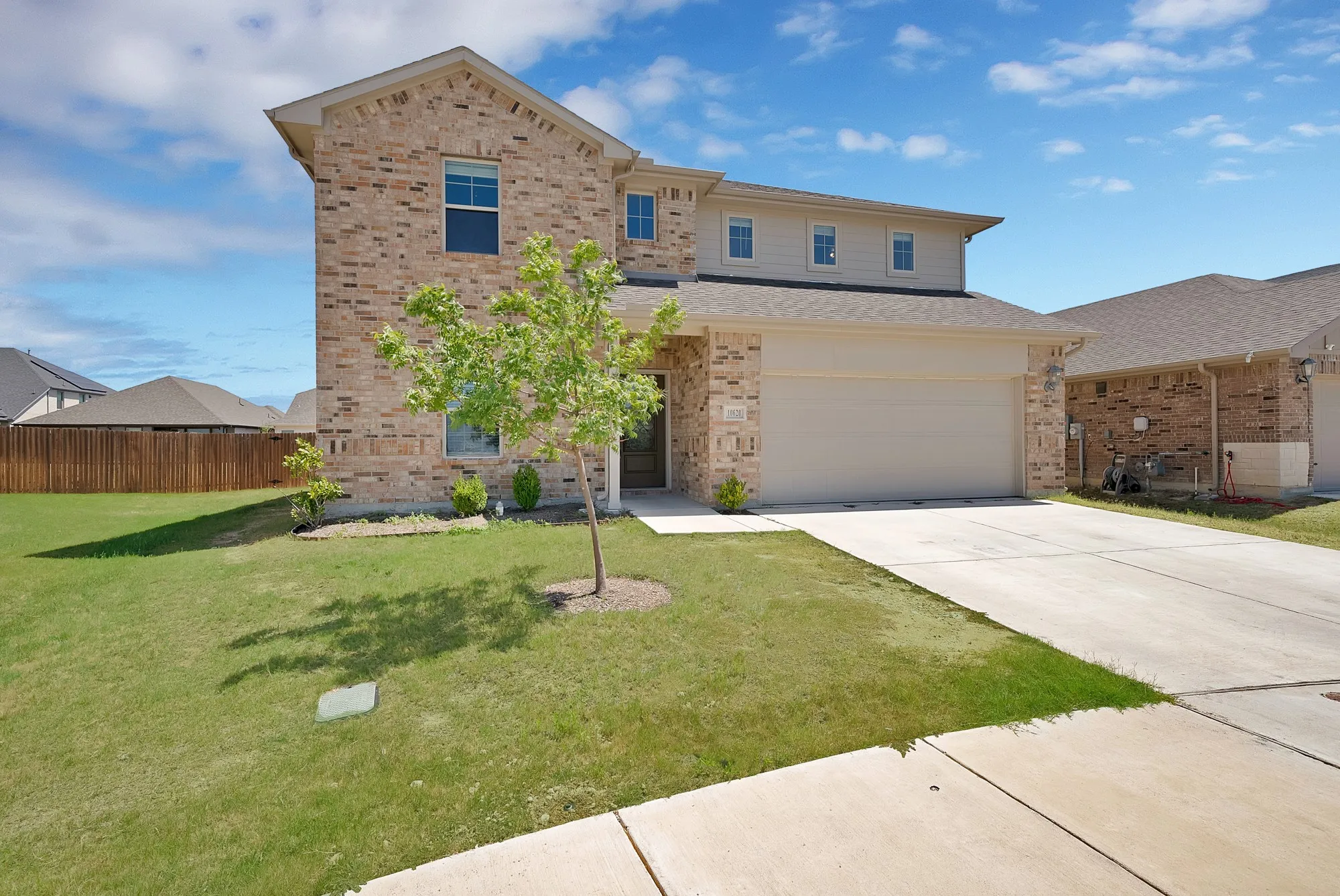 Single Family Residence For Sale in Tarrant County , 10620 Muckleshoot Street, Fort Worth, Texas 76179, 5 Bedroom, 3 Bathroom, 2 Garage spaces, 3,061 Sqft, built in 2021, mls#21270243, Real Estate Agent in Fort Worth, Homes For Sale in Tarrant county, Homes For Sale in Fort Worth, Realtor in Fort Worth Texas, Real Estate Brokerage Independent Realty Texas, Luminita Cordes Realtor