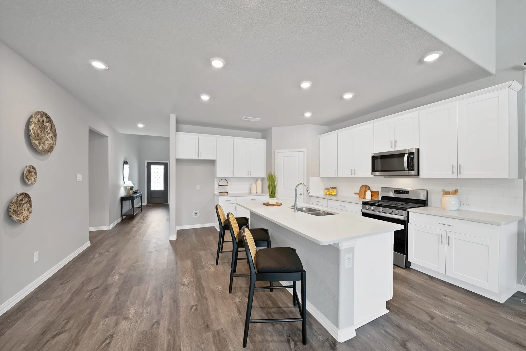 Single Family Residence For Sale in Tarrant County , 10620 Muckleshoot Street, Fort Worth, Texas 76179, 5 Bedroom, 3 Bathroom, 2 Garage spaces, 3,061 Sqft, built in 2021, mls#21270243, Real Estate Agent in Fort Worth, Homes For Sale in Tarrant county, Homes For Sale in Fort Worth, Realtor in Fort Worth Texas, Real Estate Brokerage Independent Realty Texas, Luminita Cordes Realtor