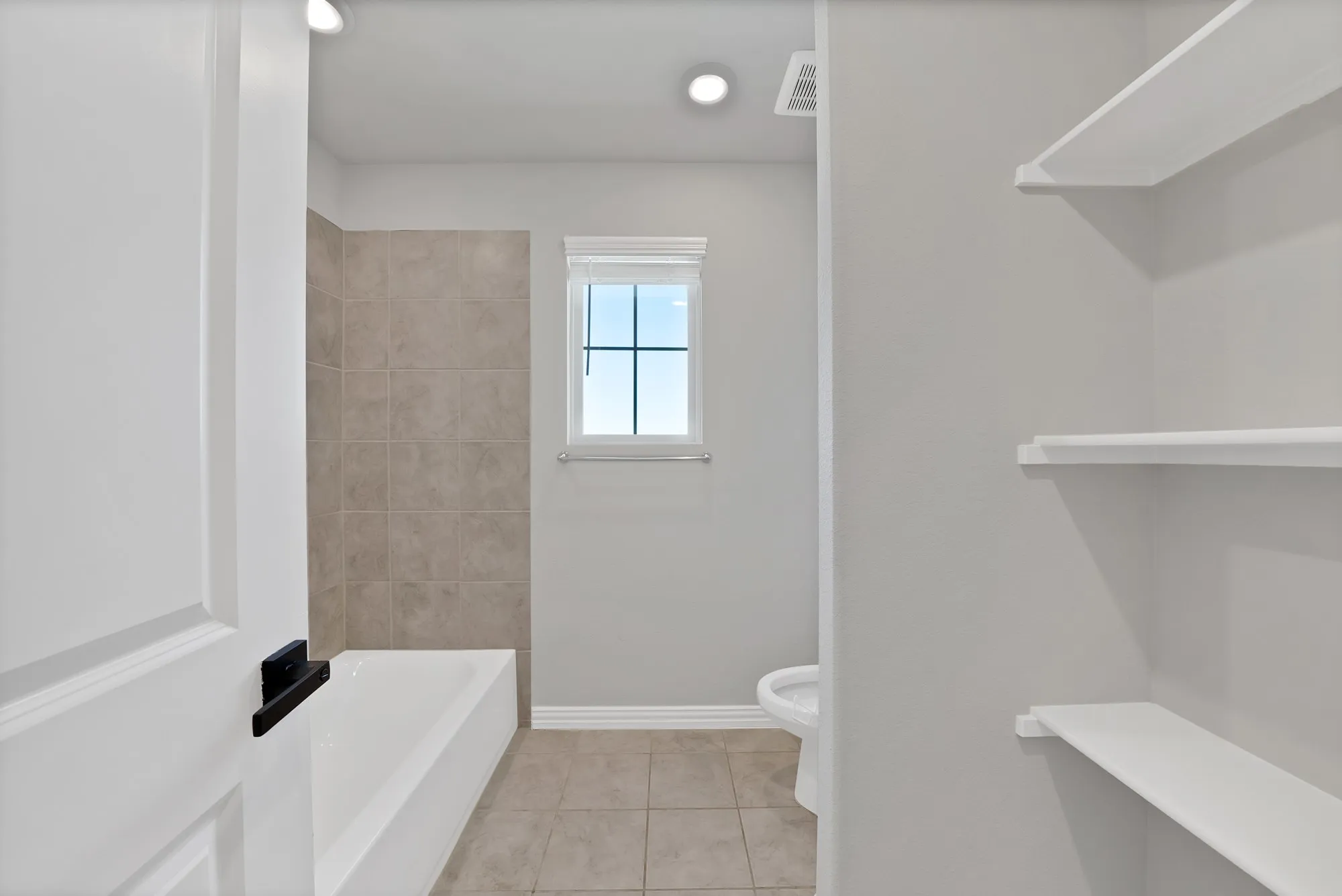 Single Family Residence For Sale in Tarrant County , 10620 Muckleshoot Street, Fort Worth, Texas 76179, 5 Bedroom, 3 Bathroom, 2 Garage spaces, 3,061 Sqft, built in 2021, mls#21270243, Real Estate Agent in Fort Worth, Homes For Sale in Tarrant county, Homes For Sale in Fort Worth, Realtor in Fort Worth Texas, Real Estate Brokerage Independent Realty Texas, Luminita Cordes Realtor