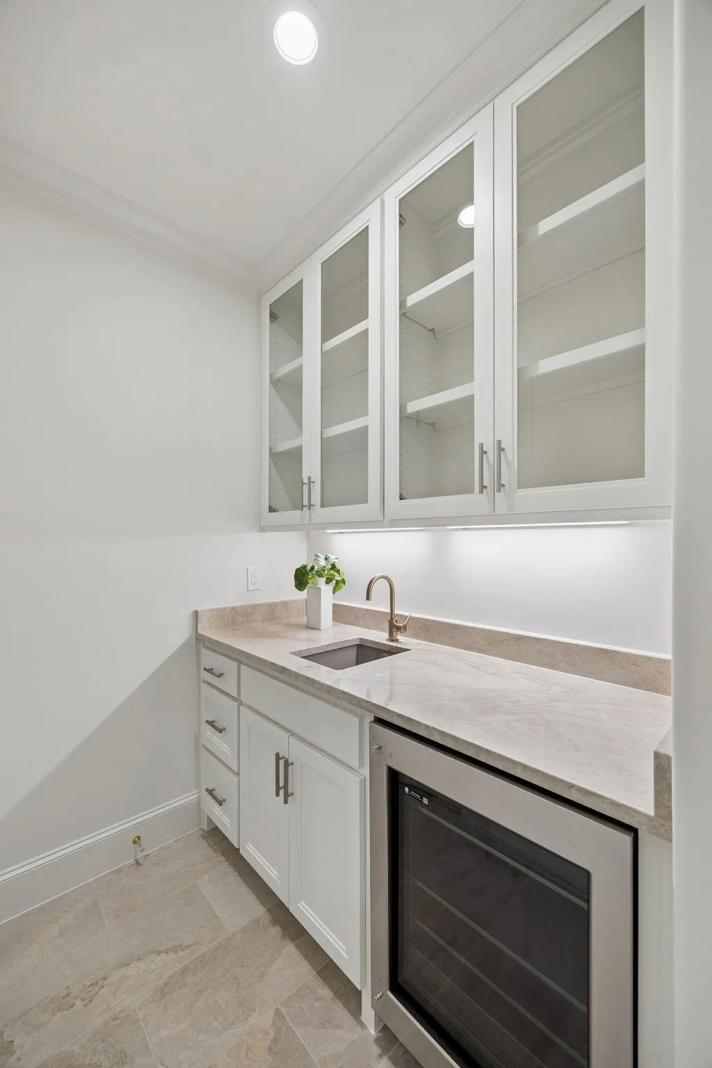 Single Family Residence For Sale in Dallas County , 9939 Ontario Lane, Dallas, Texas 75220, 4 Bedroom, 5 Bathroom, 3 Garage spaces, 5,116 Sqft, built in 2026, mls#21268528, Real Estate Agent in Dallas, Homes For Sale in Dallas county, Homes For Sale in Dallas, Realtor in Dallas Texas, Real Estate Brokerage Independent Realty Texas, Luminita Cordes Realtor