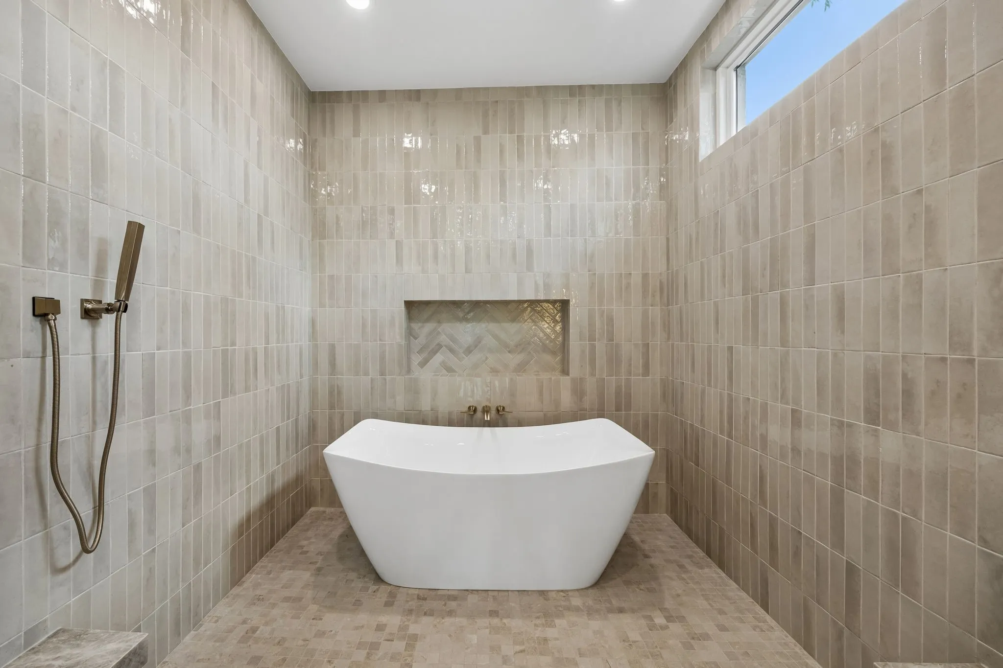 Single Family Residence For Sale in Dallas County , 9939 Ontario Lane, Dallas, Texas 75220, 4 Bedroom, 5 Bathroom, 3 Garage spaces, 5,116 Sqft, built in 2026, mls#21268528, Real Estate Agent in Dallas, Homes For Sale in Dallas county, Homes For Sale in Dallas, Realtor in Dallas Texas, Real Estate Brokerage Independent Realty Texas, Luminita Cordes Realtor