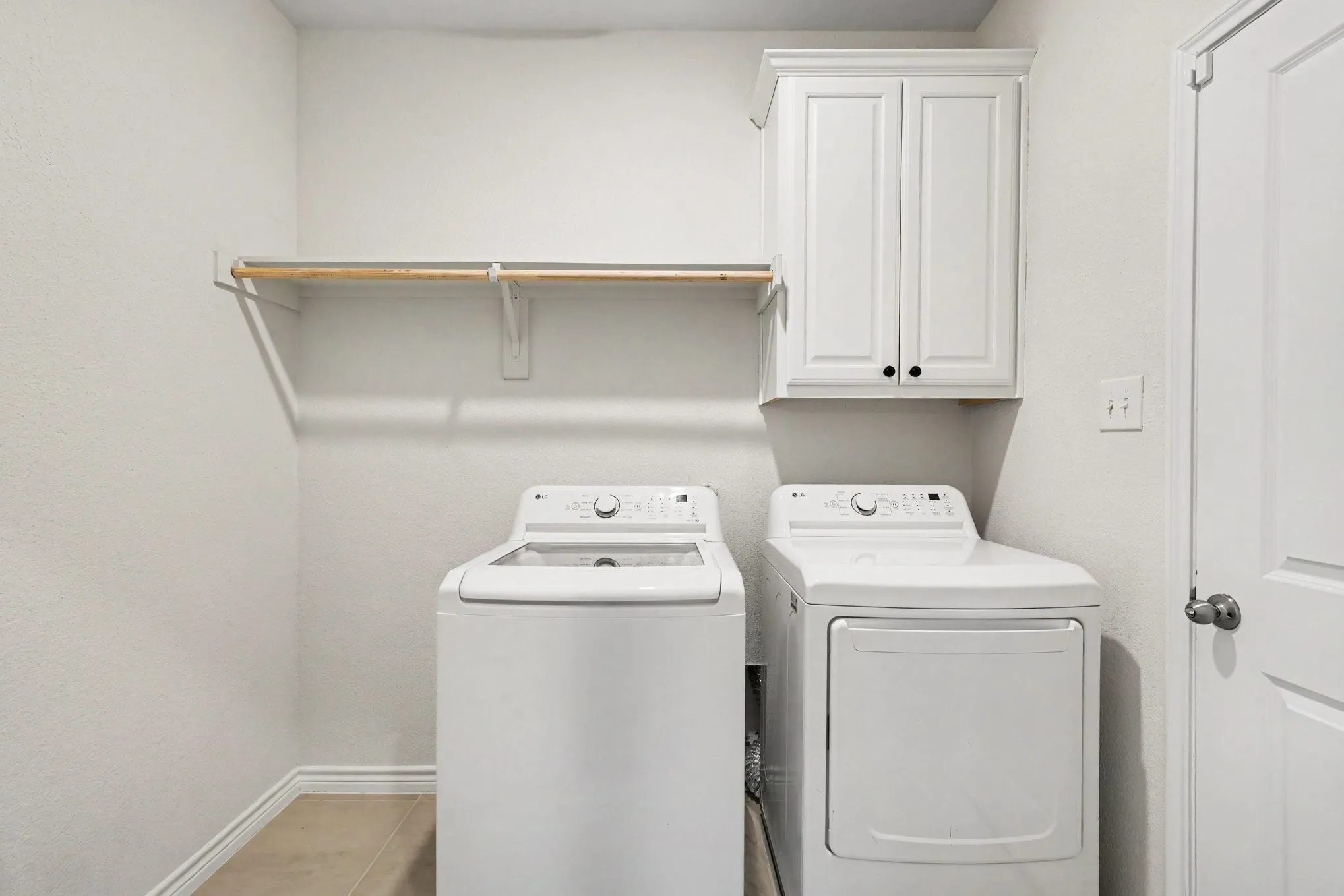 Single Family Residence For Sale in Kaufman County , 3602 Caledonia, Forney, Texas 75126, 4 Bedroom, 3 Bathroom, 2 Garage spaces, 2,989 Sqft, built in 2022, mls#21267127, Real Estate Agent in Forney, Homes For Sale in Kaufman county, Homes For Sale in Forney, Realtor in Forney Texas, Real Estate Brokerage Independent Realty Texas, Luminita Cordes Realtor