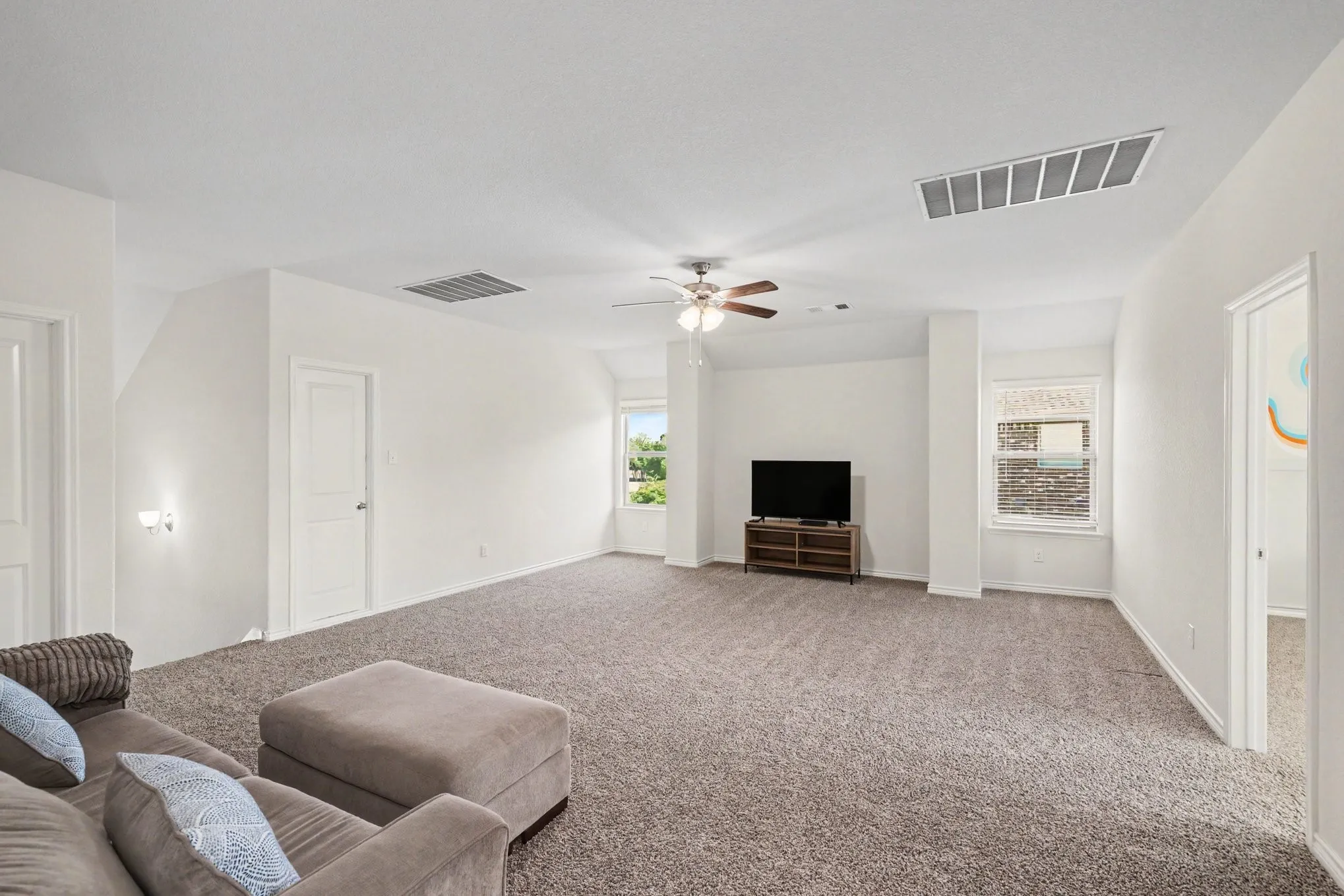 Single Family Residence For Sale in Kaufman County , 3602 Caledonia, Forney, Texas 75126, 4 Bedroom, 3 Bathroom, 2 Garage spaces, 2,989 Sqft, built in 2022, mls#21267127, Real Estate Agent in Forney, Homes For Sale in Kaufman county, Homes For Sale in Forney, Realtor in Forney Texas, Real Estate Brokerage Independent Realty Texas, Luminita Cordes Realtor